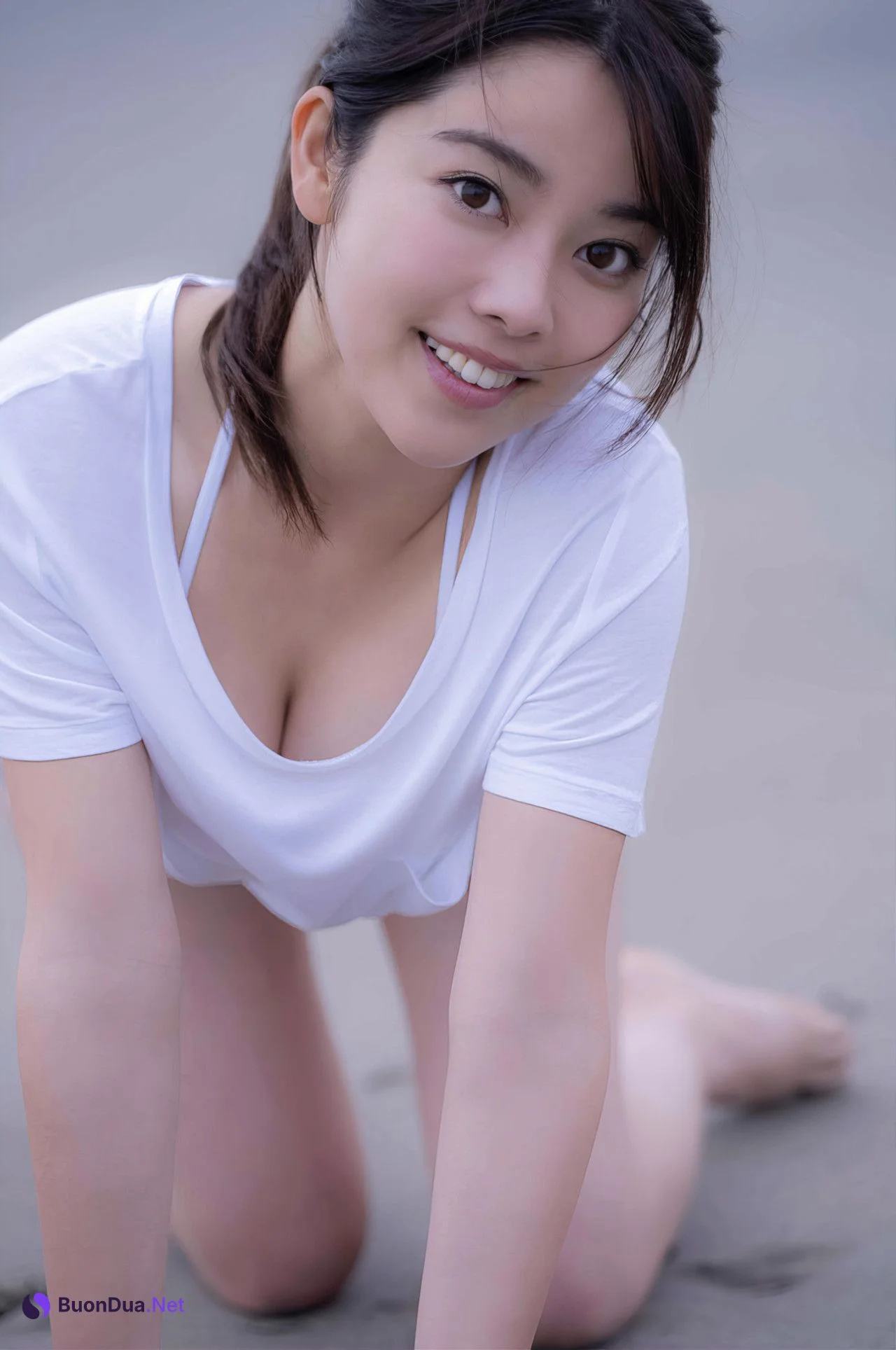 Misaki Yahata 八幡美咲, FRIDAYデジタル写真集 「地方局No.1アナウンサー 美しく、咲く」 Set.03 - Photo 4