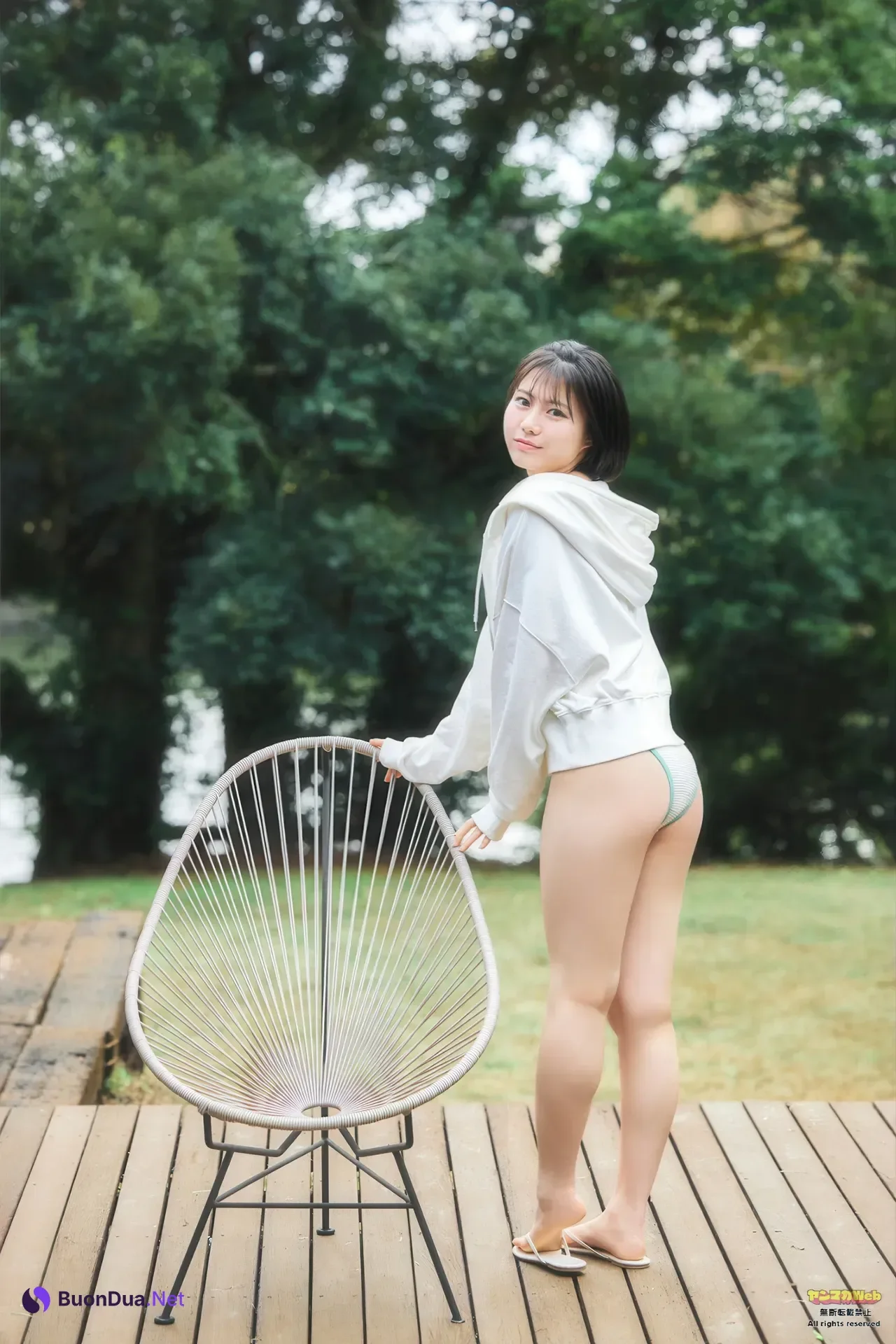 Misato Tominaga 冨永実里, Young Magazine 2026 No.17 (ヤングマガジン 2026年17号) - Photo 14