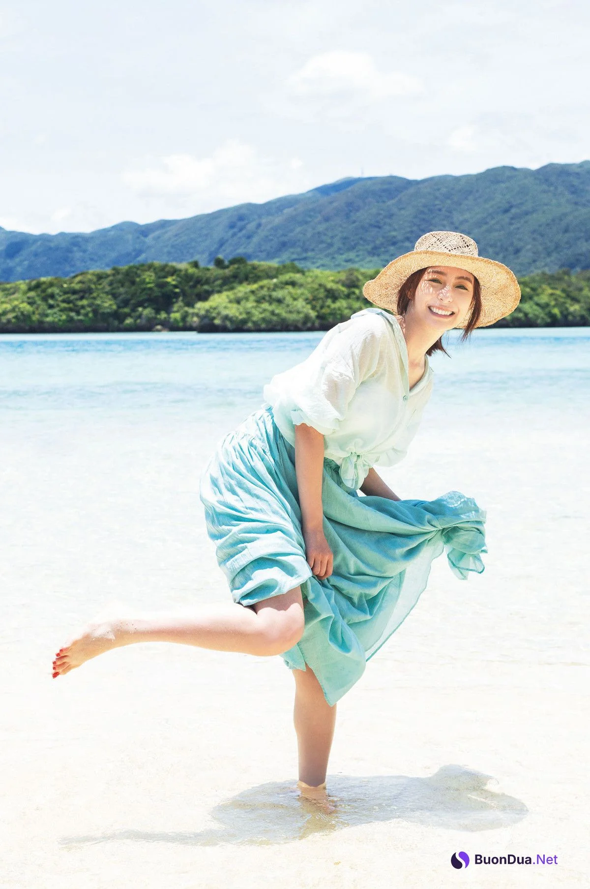 Misato Ugaki 宇垣美里, Weekly Playboy 2022 No.39 (週刊プレイボーイ 2022年39号) - Photo 17