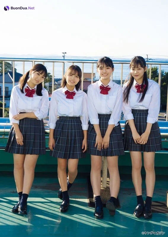 Miss Magazine ミスマガジン 2018 & 2019 Part1 ようこそミスマガ高校へ！, Young Magazine 2020 No.02 (ヤングマガジン 2020年2号) - รูปภาพ 9