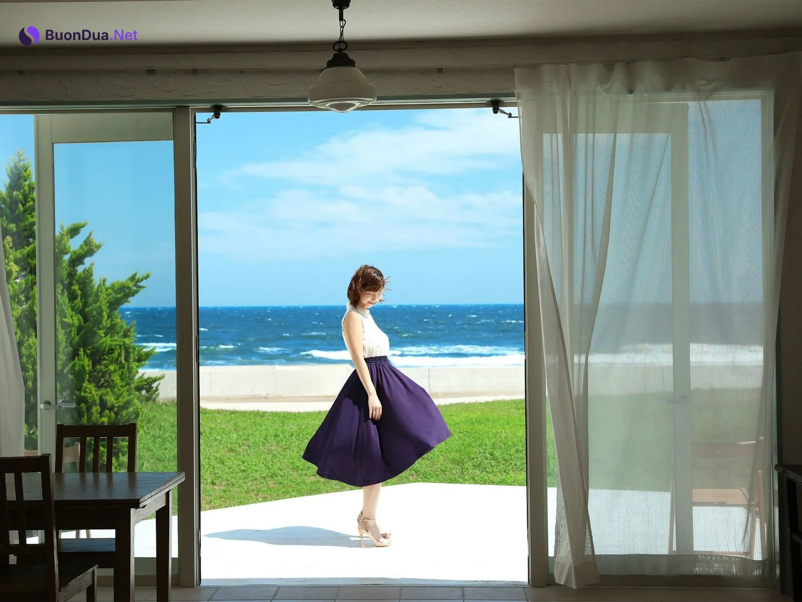 Misumi Shiochi 塩地美澄, ＦＲＩＤＡＹデジタル写真集 「日本一のフェロモン美女アナと官能トリップ」 Set.01 - 照片 9