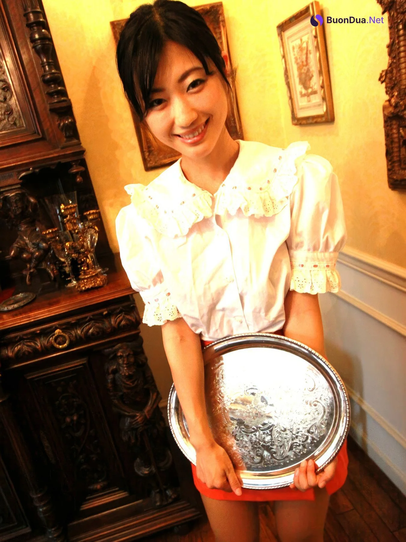 Mitsu Dan 壇蜜, 写真集 誘惑お姉さん - Photo 2