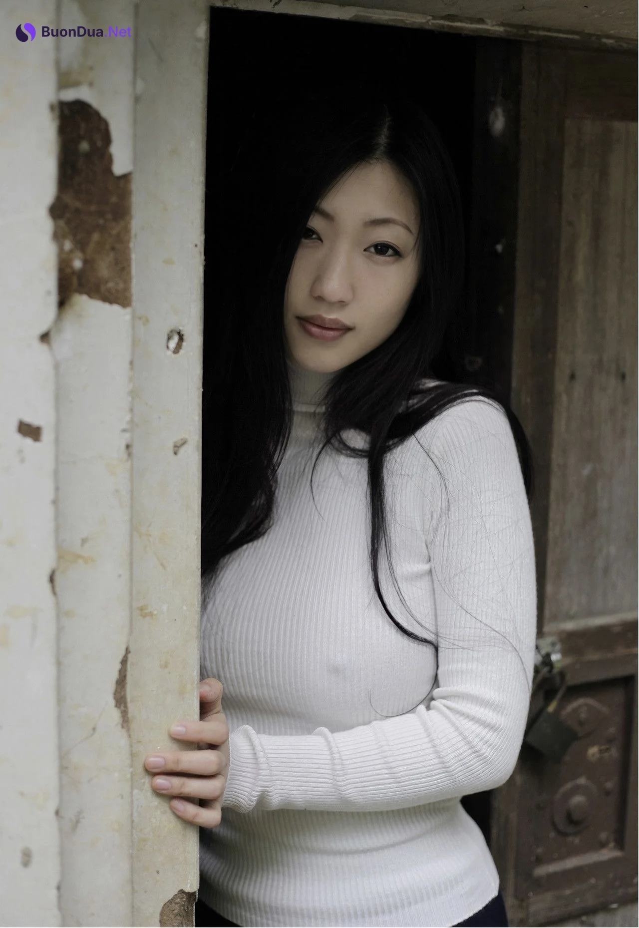 Mitsu Dan 壇蜜, デジタル写真集 蔵のなかの・・・ Premium Archive - Photo 4