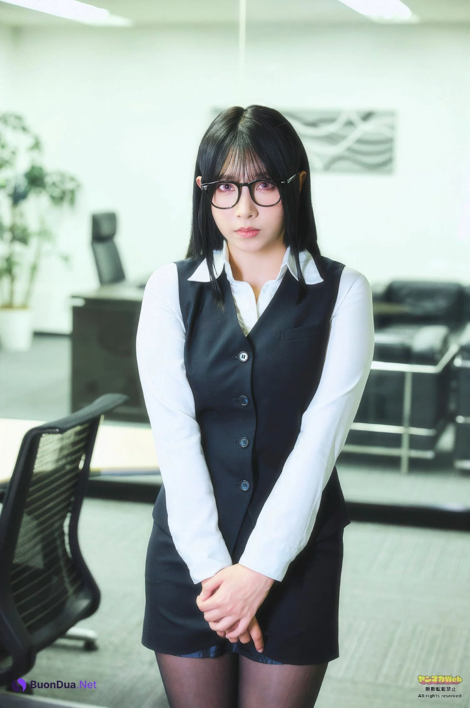 Mitsuhashikuun 三橋くん, Young Magazine 2025 No.28 (ヤングマガジン 2025年28号) - Photo 5