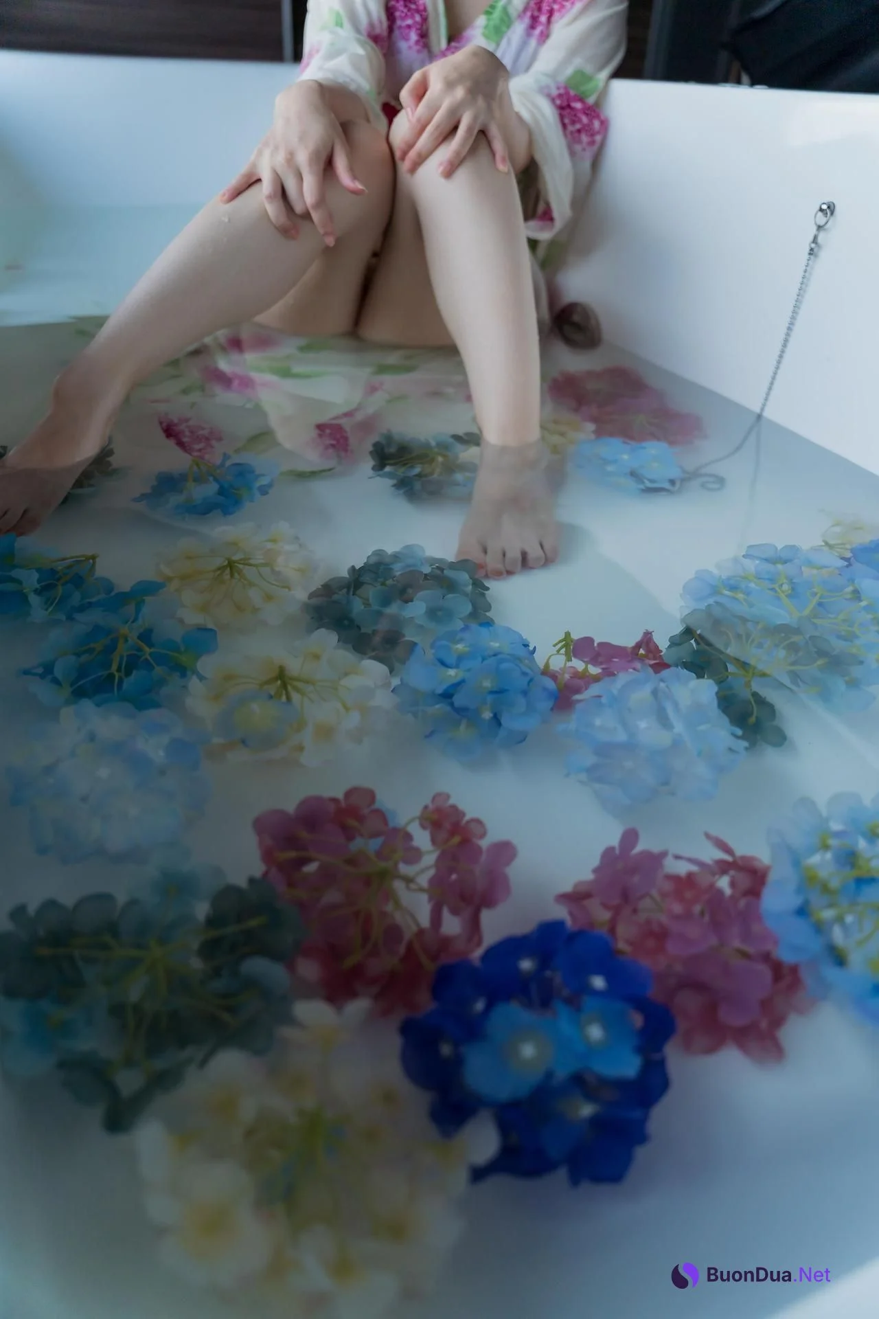 Mitsuki Goronzoku ゴロン族美月, フェチグラビア写真集 「Translucent」 Set.03 - Photo 15