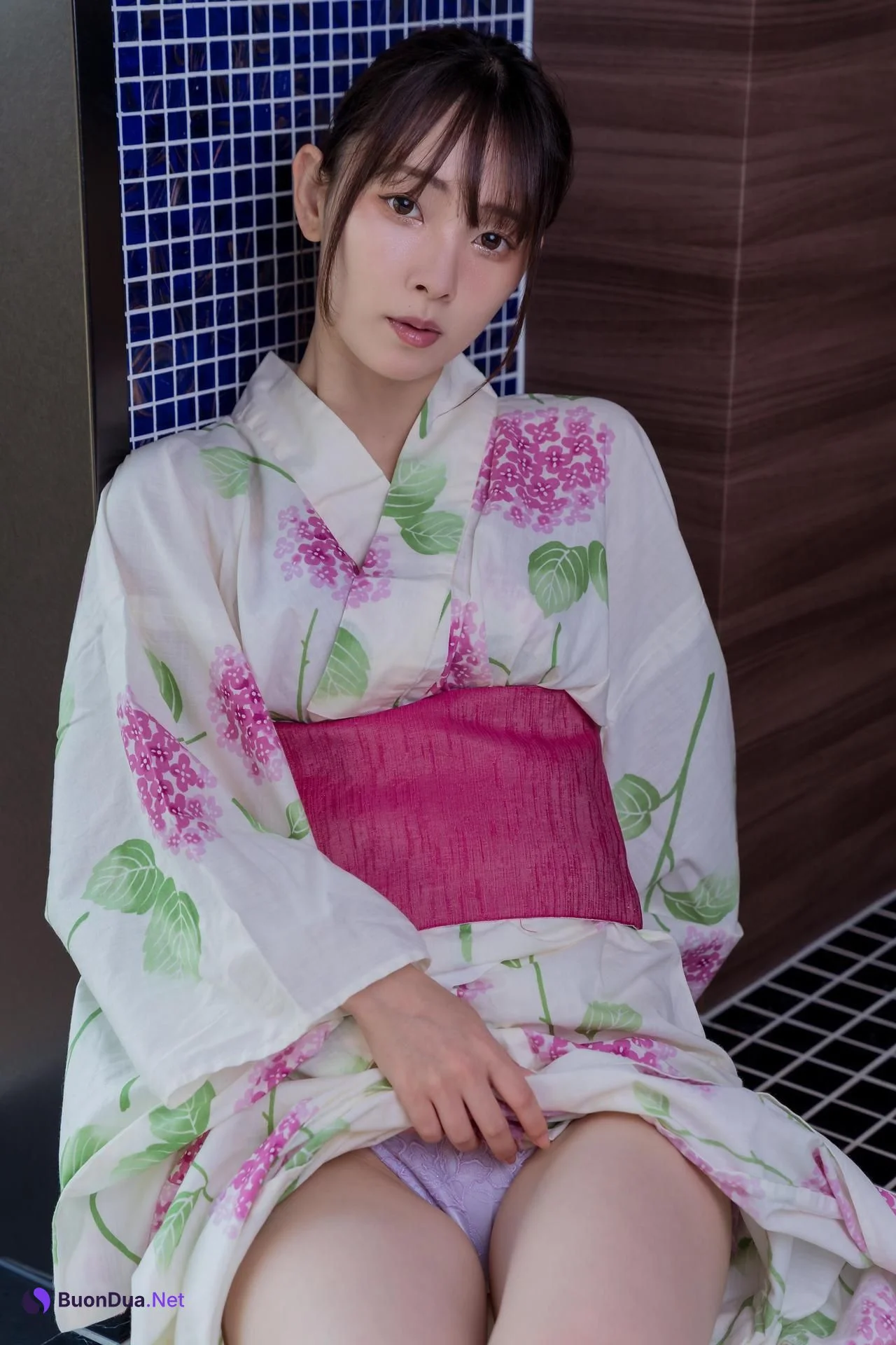 Mitsuki Goronzoku ゴロン族美月, フェチグラビア写真集 「Translucent」 Set.03 - Photo 2
