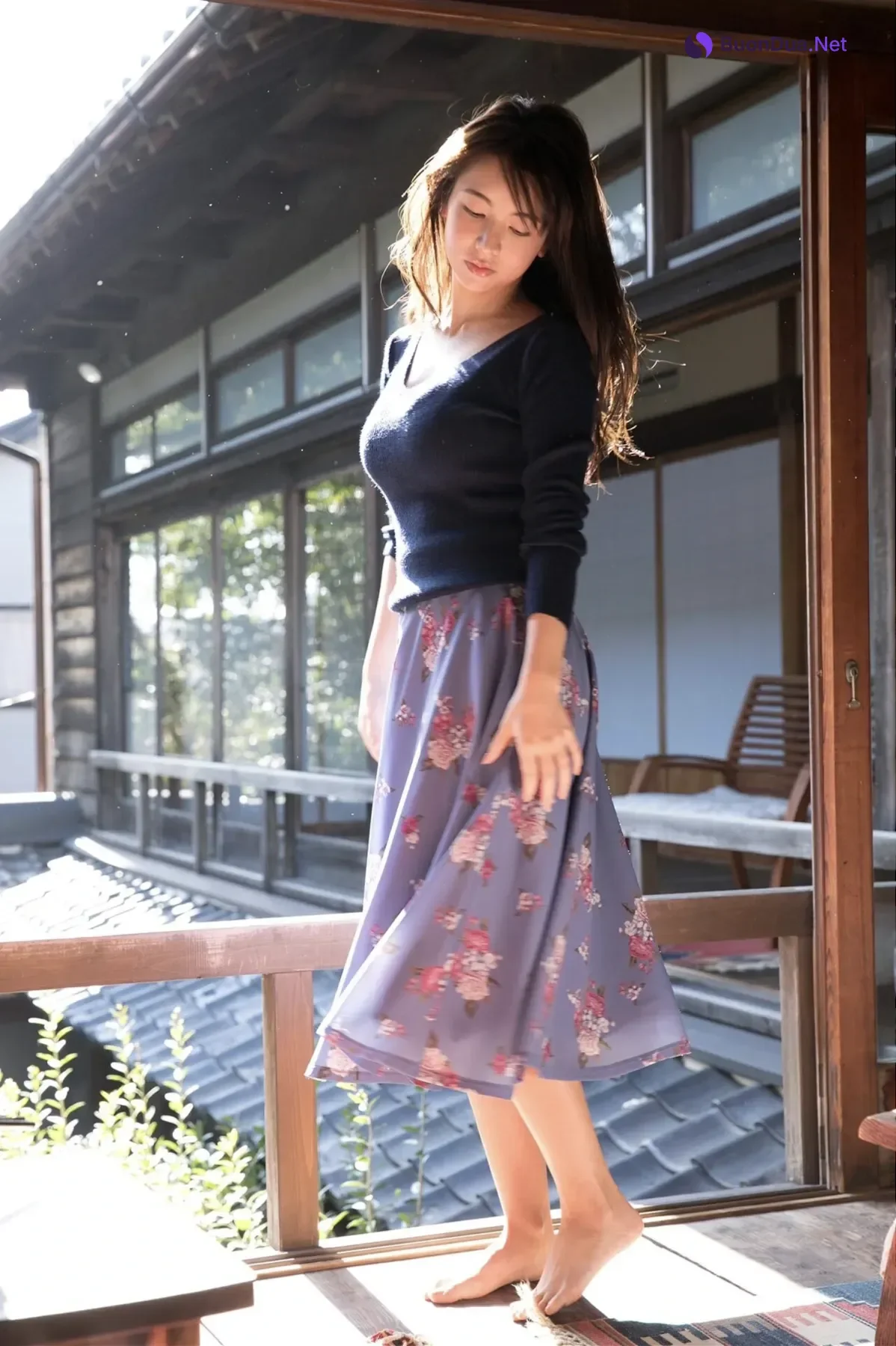 Miu Nakamura 仲村美海, 週刊ポストデジタル写真集 『背中を流して』 Set.01 - 사진 2