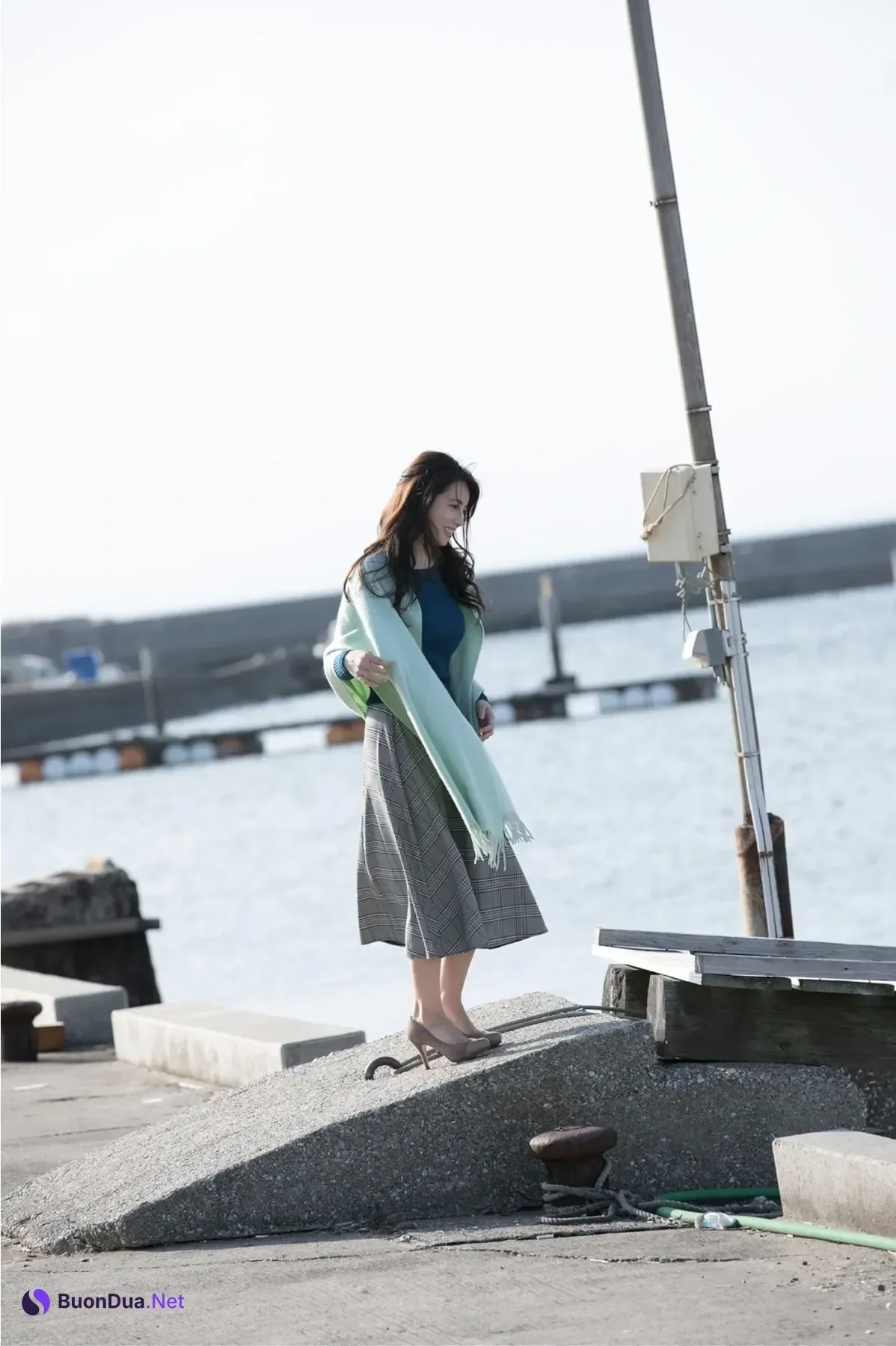 Miu Nakamura 仲村美海, 週刊ポストデジタル写真集 『背中を流して』 Set.02 - รูปภาพ 7