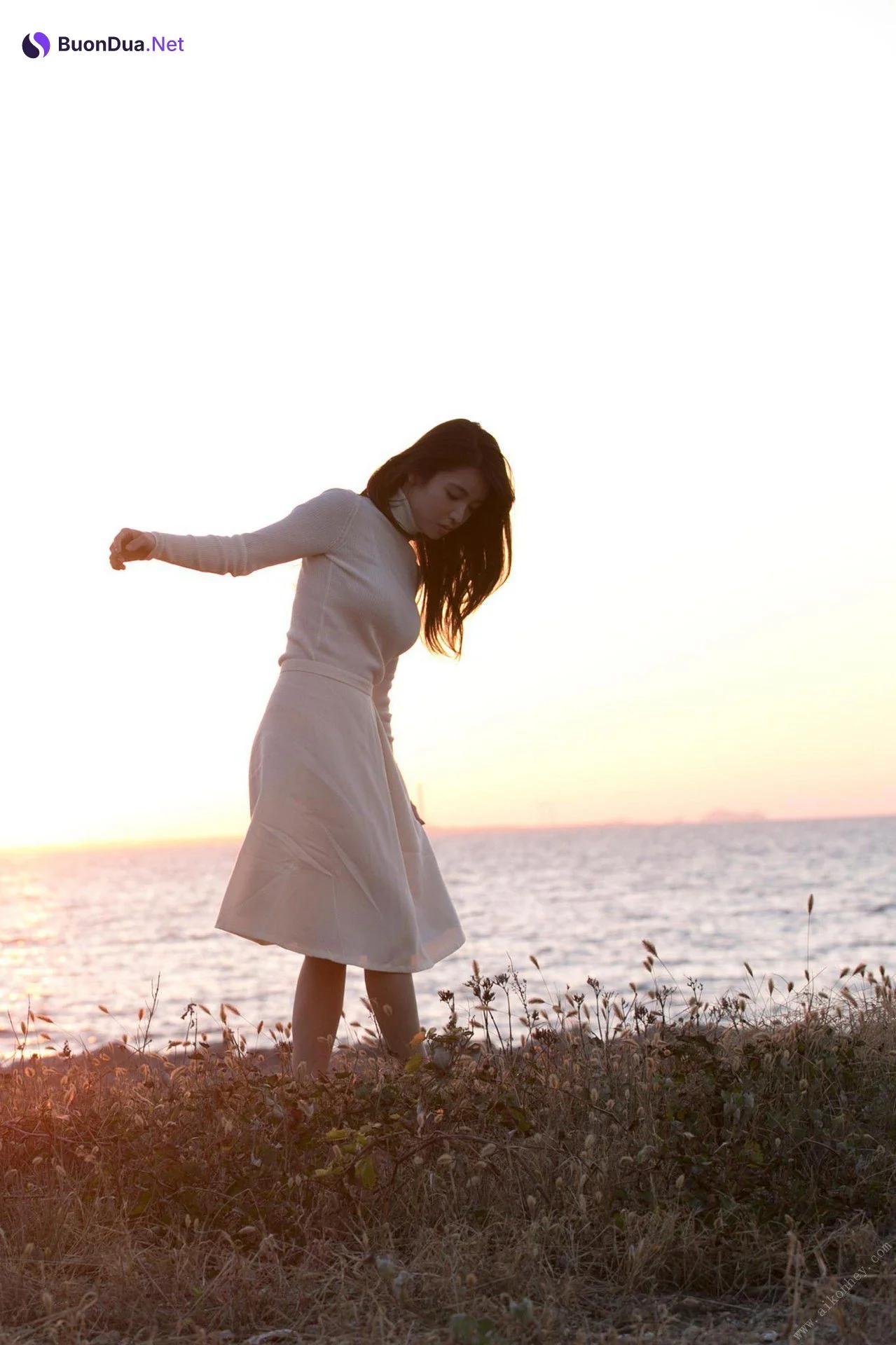 Miu Nakamura 仲村美海, 写真集 [背中を流して] Set.02 - Photo 3