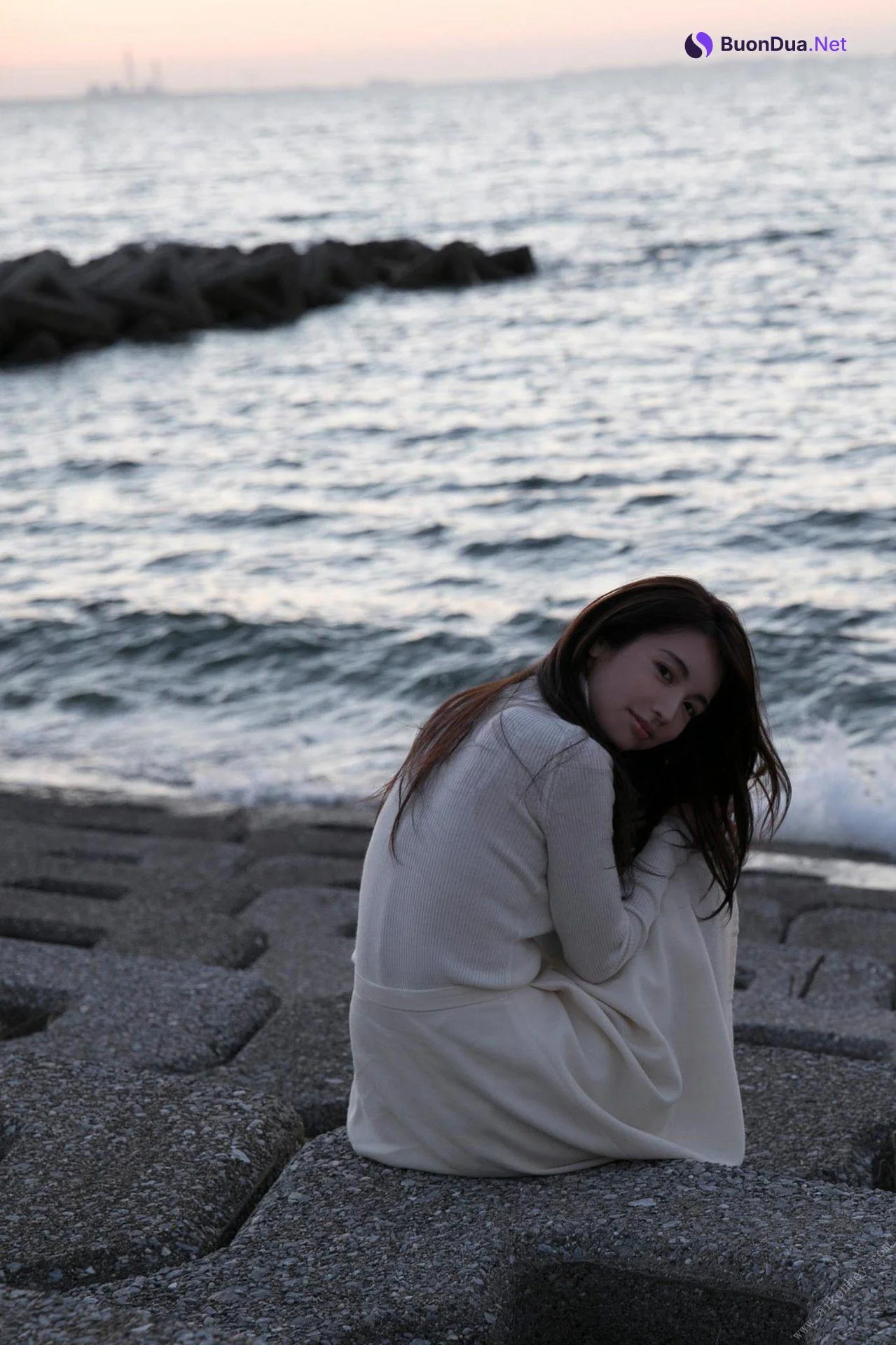 Miu Nakamura 仲村美海, 写真集 [背中を流して] Set.02 - Photo 6