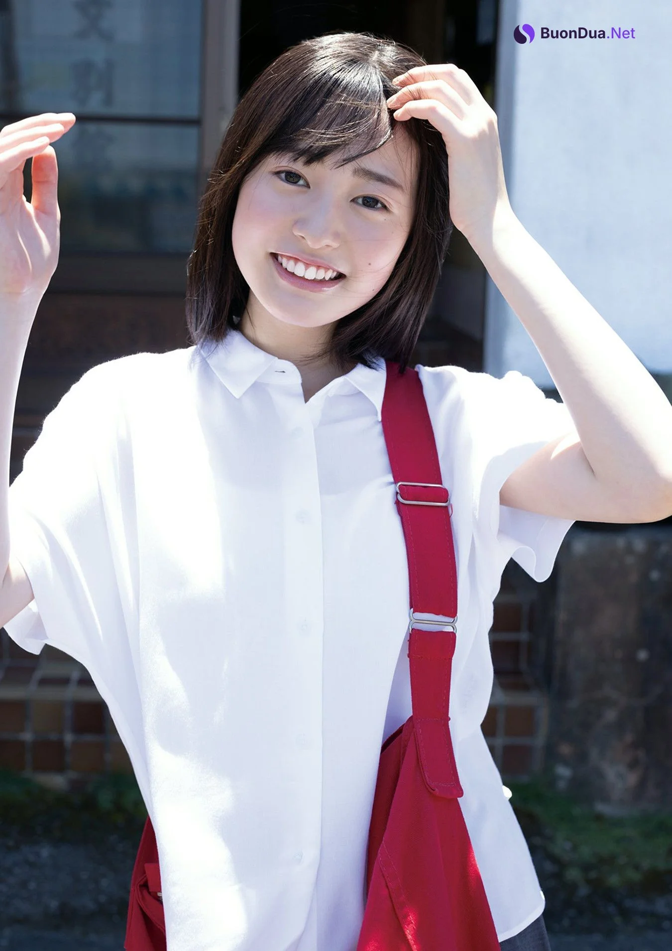 Miu Shirahama 白濱美兎, BRODYデジタル写真集 「君にハレルヤ！」 Set.01 - Photo 2