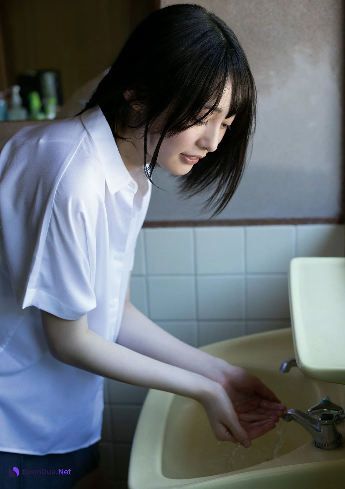 Miu Shirahama 白濱美兎, BRODYデジタル写真集 「君にハレルヤ！」 Set.01 - Photo 8