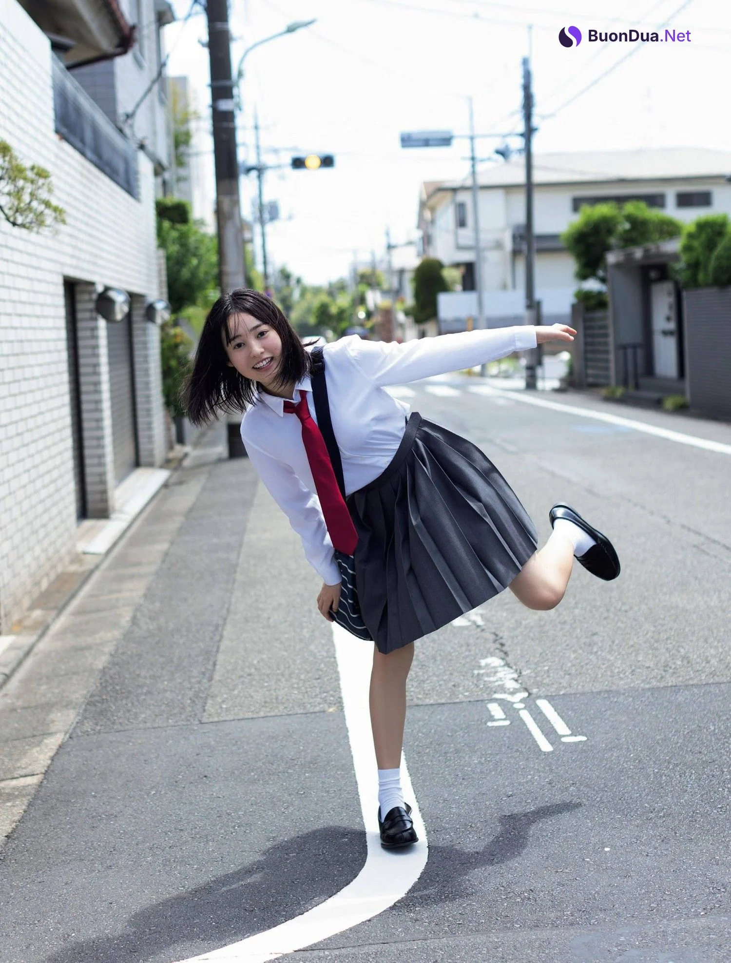 Miu Shirahama 白濱美兎, FLASH 2023.12.26 (フラッシュ 2023年12月26日号) - Photo 4