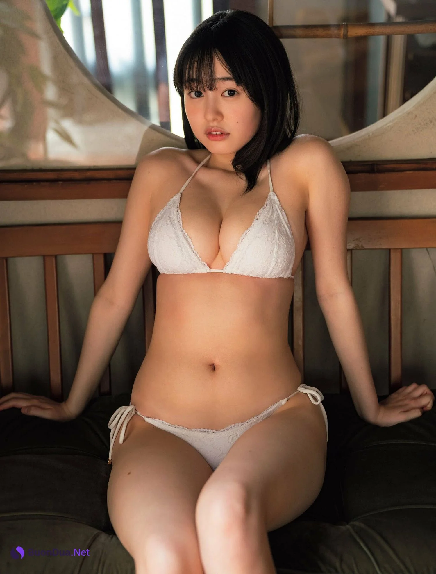 Miu Shirahama 白濱美兎, FRIDAY 2024.09.20 (フライデー 2024年9月20日号) - Photo 4