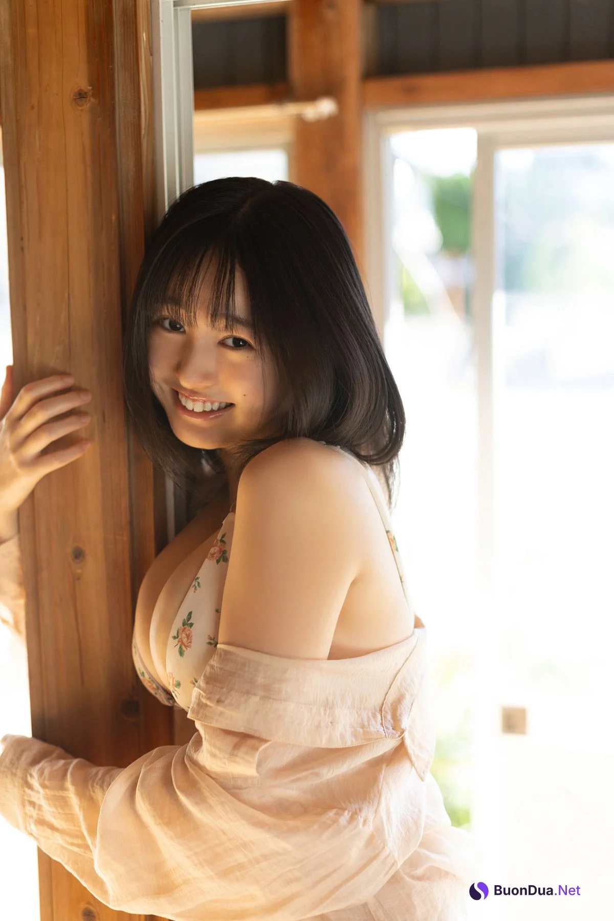 Miu Shirahama 白濱美兎, FRIDAYデジタル写真集 「ぎゅってして ｖｏｌ．２ ちょっとオトナな１００ページ豪華版」 Set.03 - Photo 8