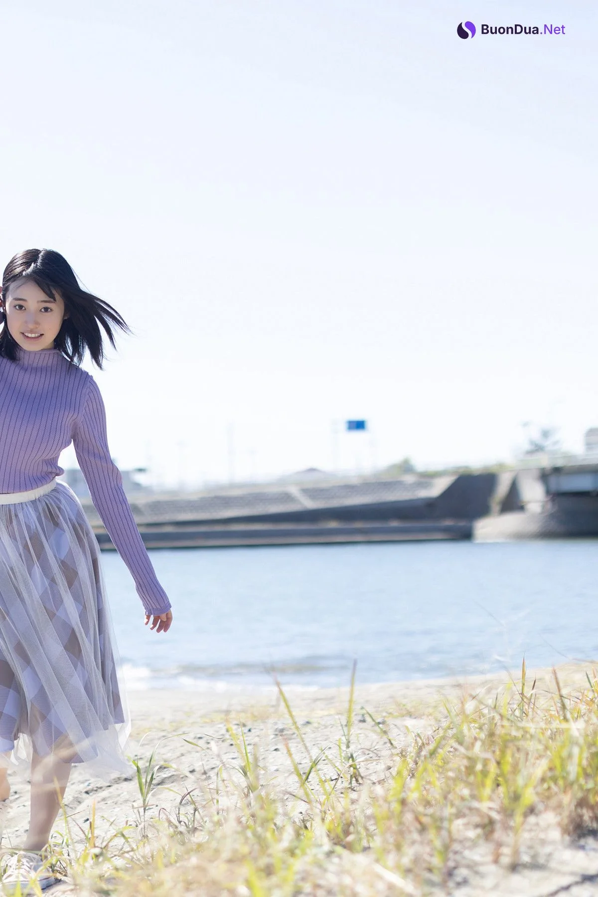 Miu Shirahama 白濱美兎, FRIDAYデジタル写真集 「ぎゅってして ｖｏｌ．２ ちょっとオトナな１００ページ豪華版」 Set.05 - Photo 4