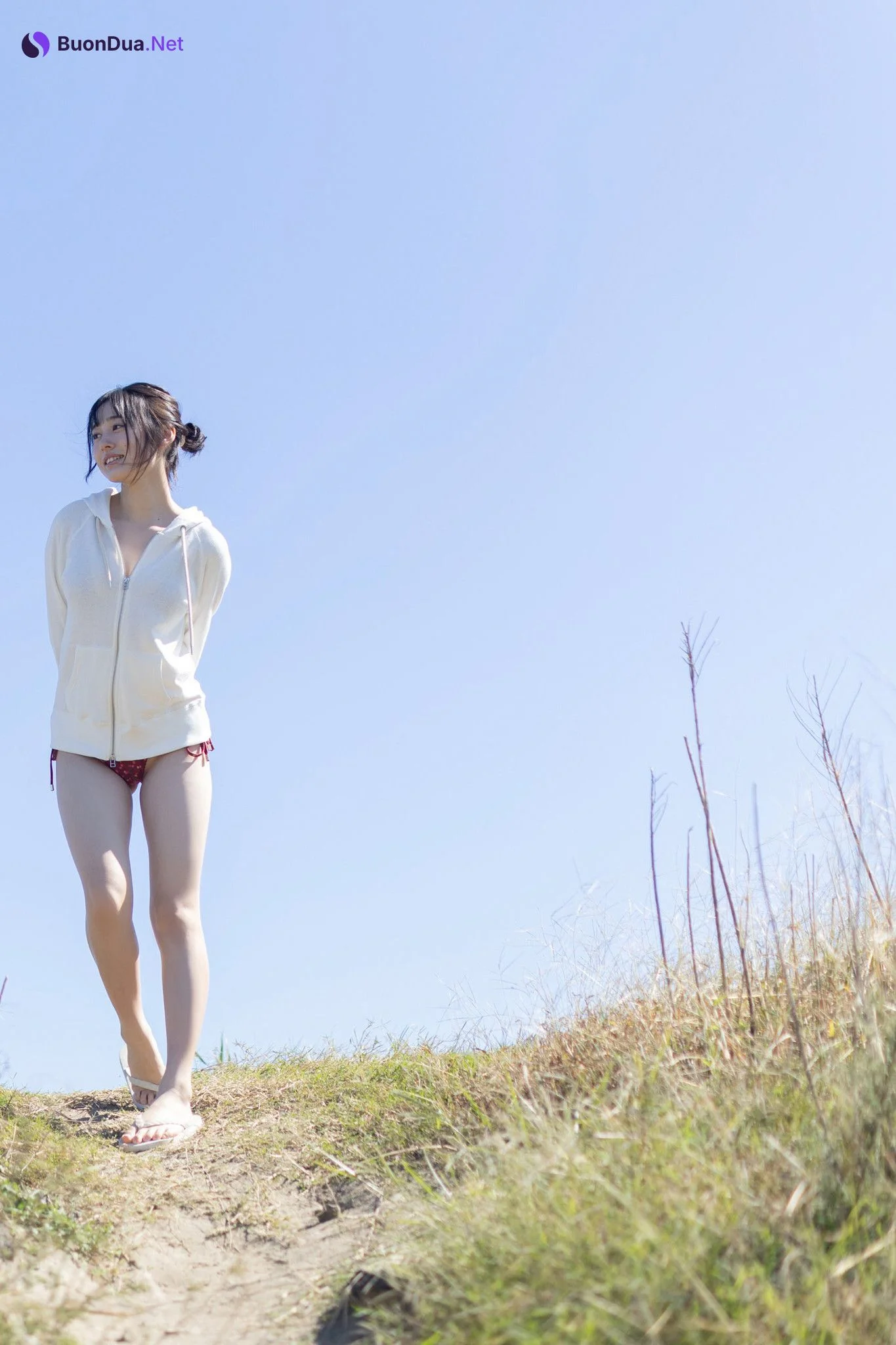 Miu Shirahama 白濱美兎, FRIDAYデジタル写真集 「ぎゅってして Vol.1」 Set.01 - Photo 3