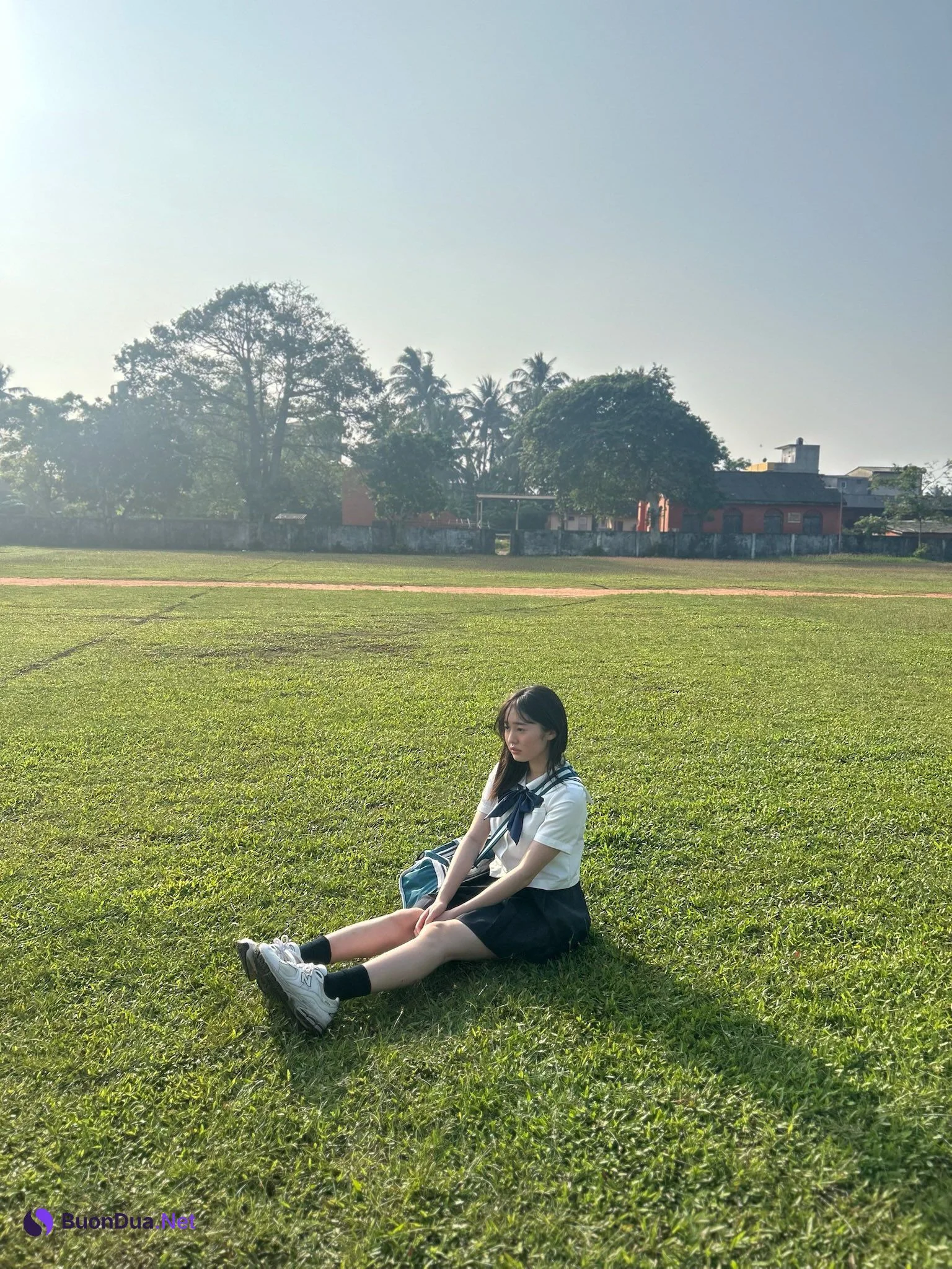 Miu Shirahama 白濱美兎, Young Jump 2025 No.17 (ヤングジャンプ 2025年17号) - Photo 12