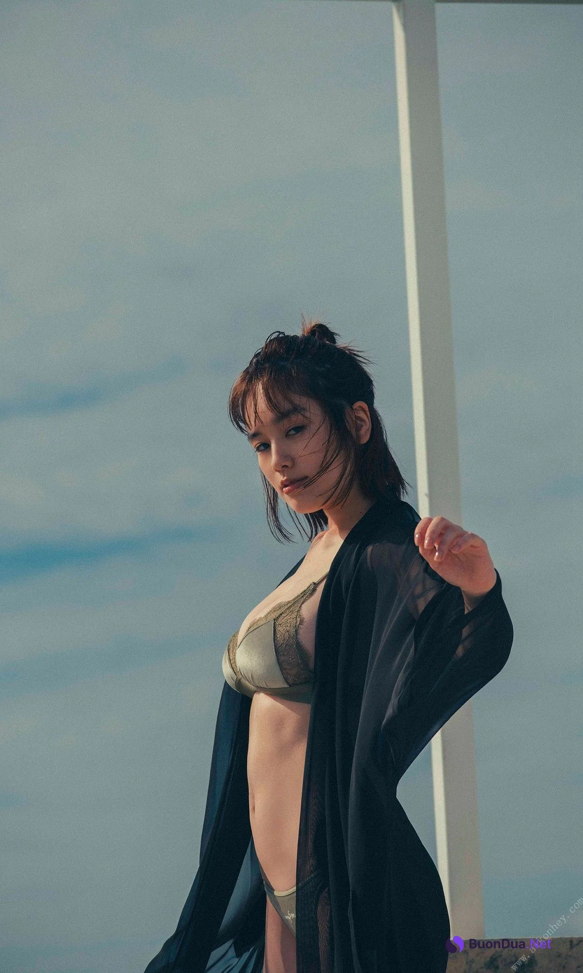 Miwako Kakei 筧美和子, 週プレ Photo Book 「春潮」 - Photo 7