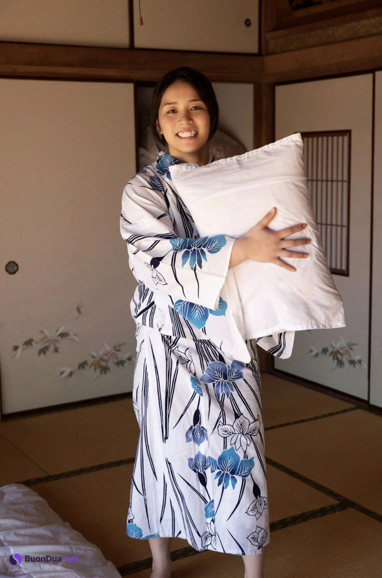 Miyabi Yamaoka 山岡雅弥, FRIDAYデジタル写真集 「彼女と暮らせば」 Set.01 - รูปภาพ 13