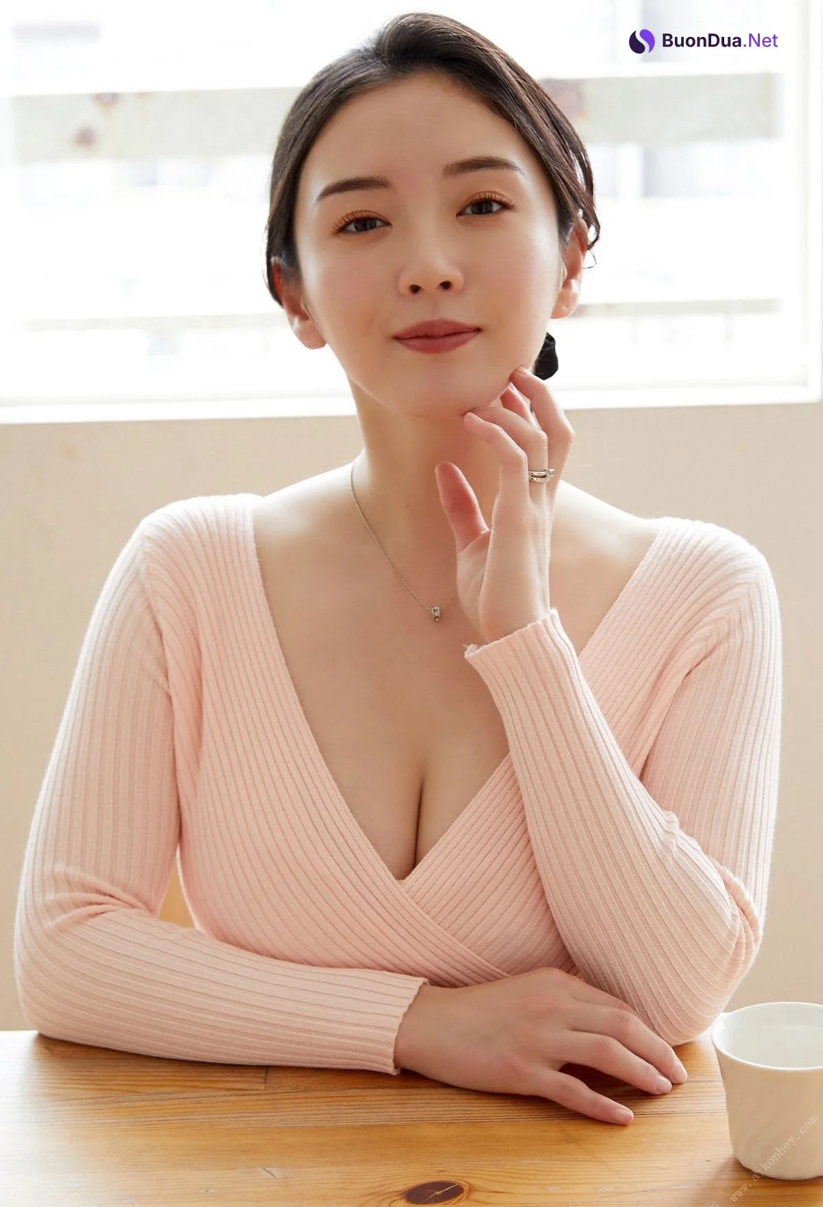 Miyako Sono 園都, 解禁グラビア写真集 あなただけの私 - รูปภาพ 2