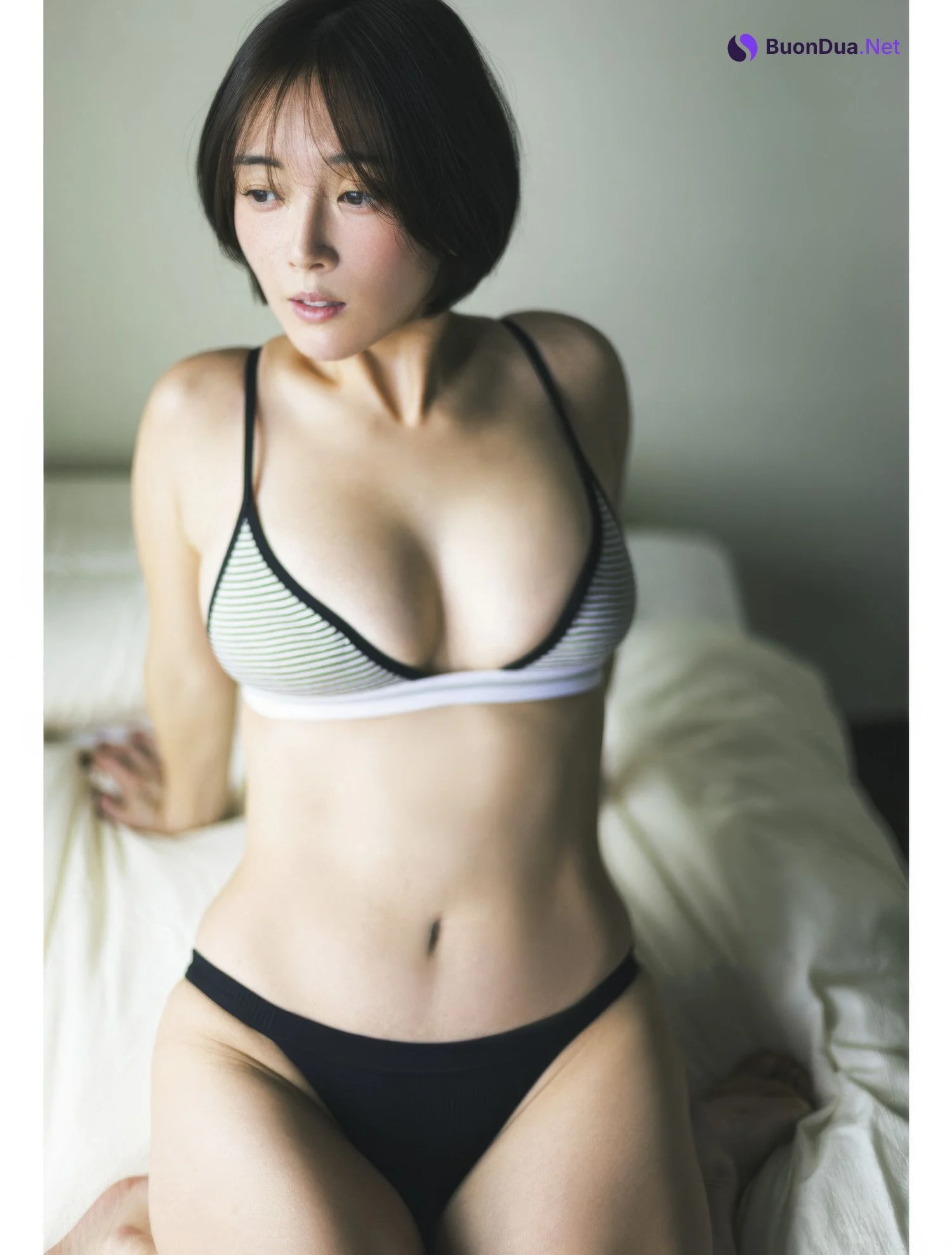 Miyako Sono 園都, FLASH 2025.01.14 (フラッシュ 2025年1月14日号) - Photo 3
