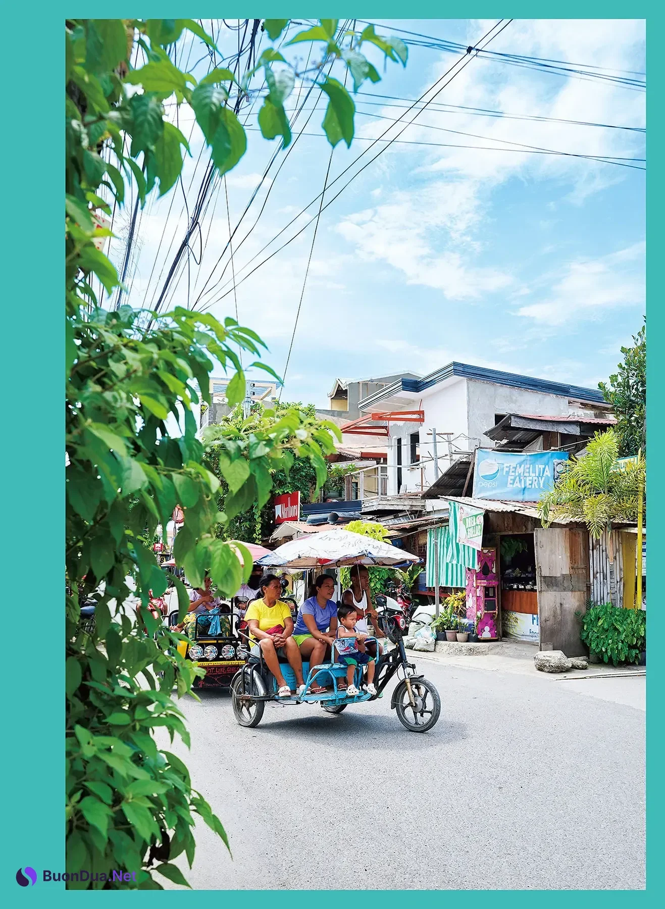 Miyata Manamo 宮田愛萌, 1st写真集 「Lilas」 特別アザーカット付き版 - Photo 12