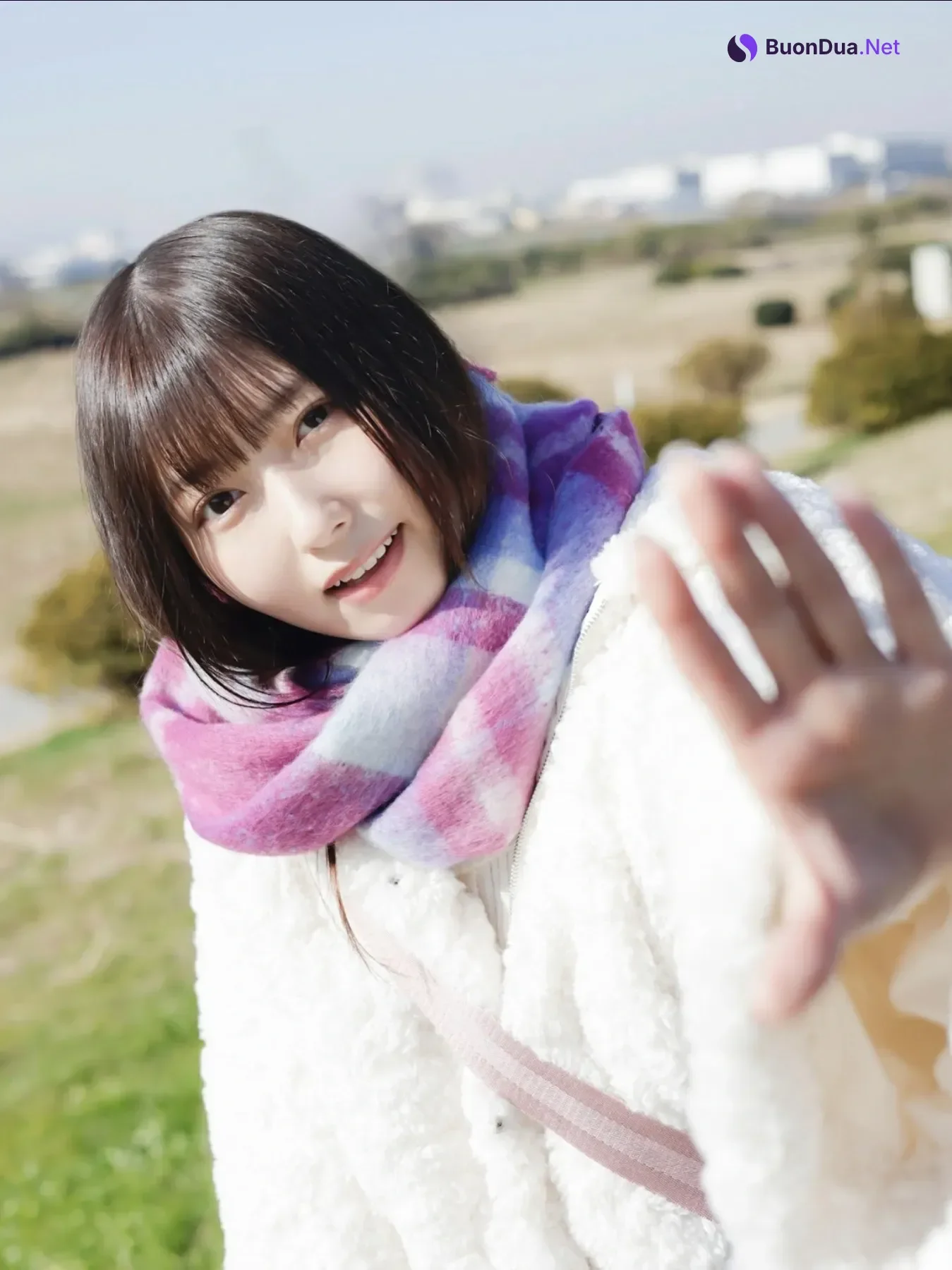 Miyu Aizawa 逢沢みゆ, FLASHデジタル写真集 脱・正統派アイドル - Photo 2