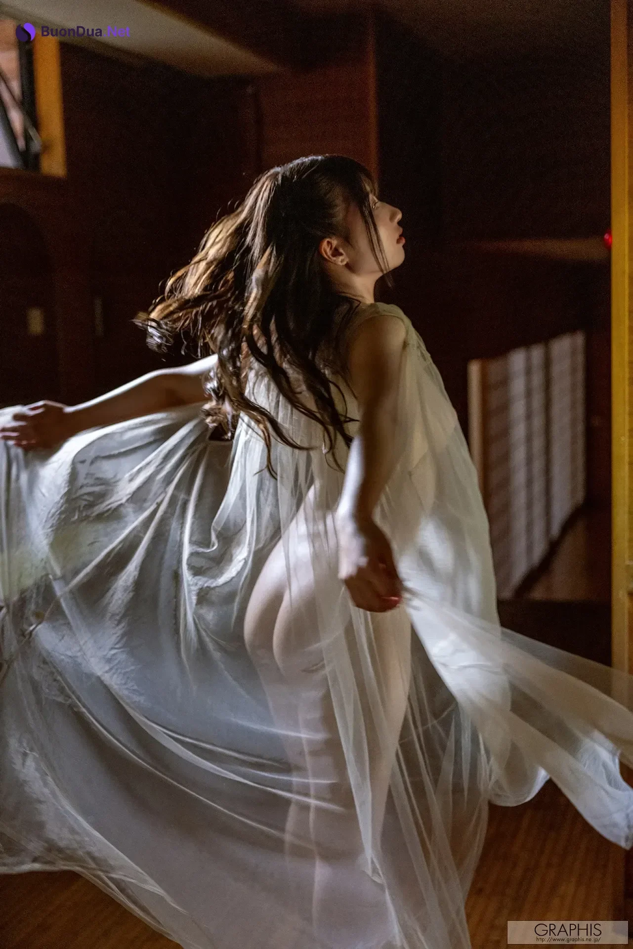 Miyu Aizawa 逢沢みゆ, Graphis Limited Edition New Year Special 2026 - Photo 10