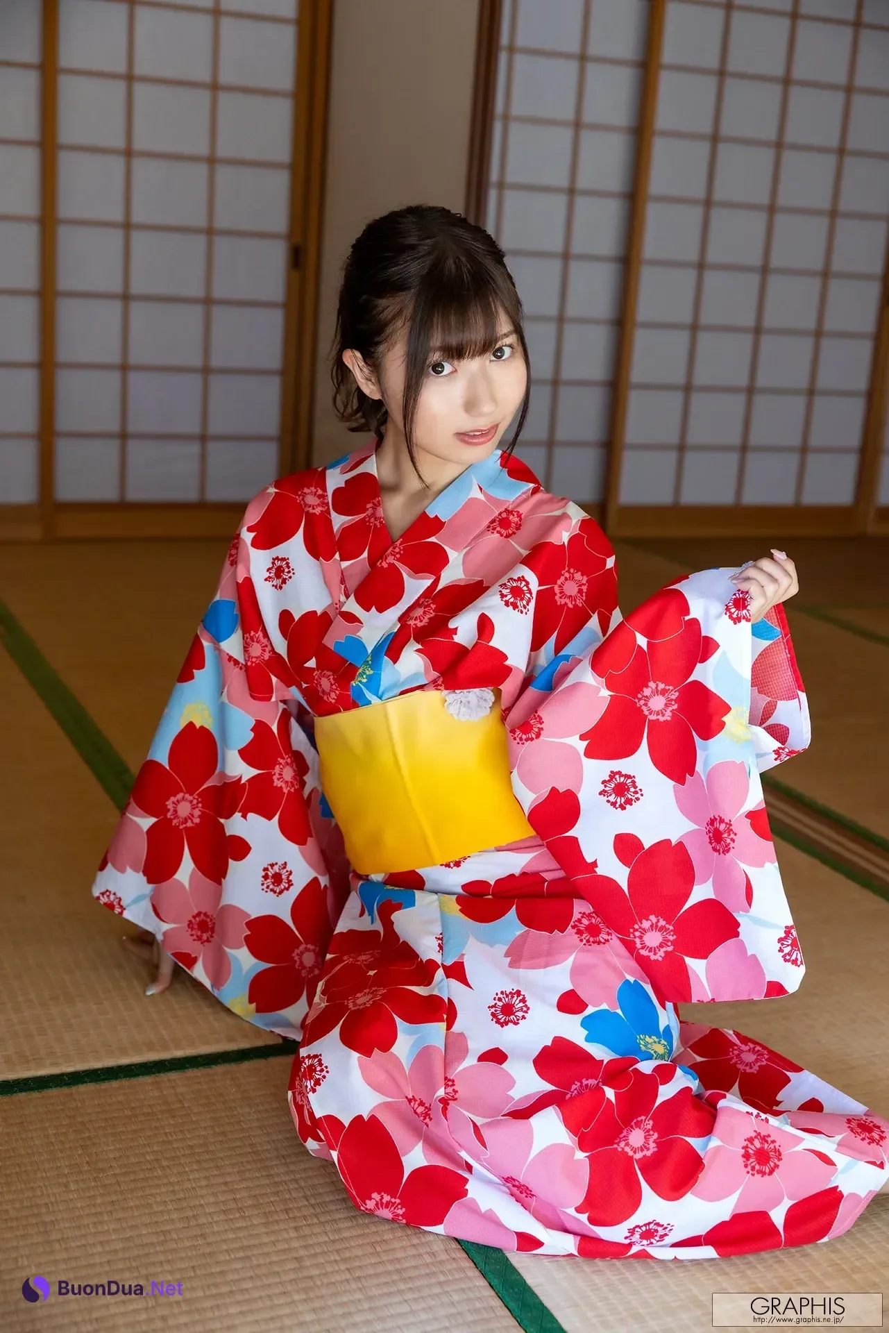 Miyu Aizawa 逢沢みゆ, Graphis New Year’s Holiday Special 2026 Vol.06 - Photo 5