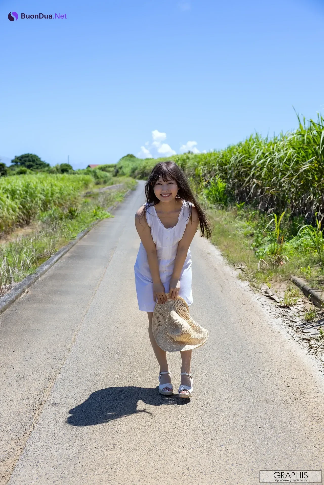 Miyu Aizawa 逢沢みゆ, Graphis New Year’s Holiday Special 2026 Vol.1-2 - Photo 2