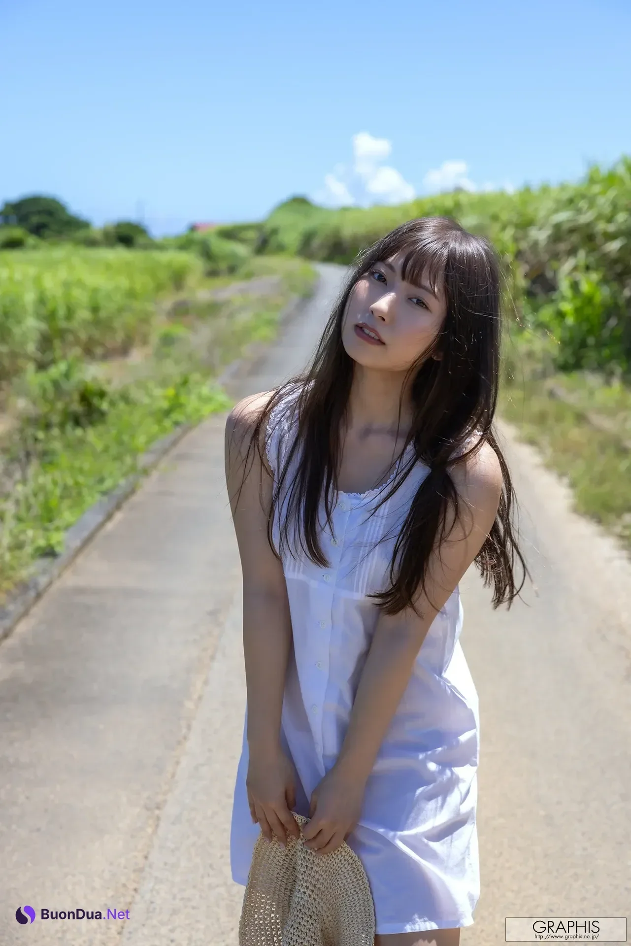 Miyu Aizawa 逢沢みゆ, Graphis New Year’s Holiday Special 2026 Vol.1-2 - Photo 3