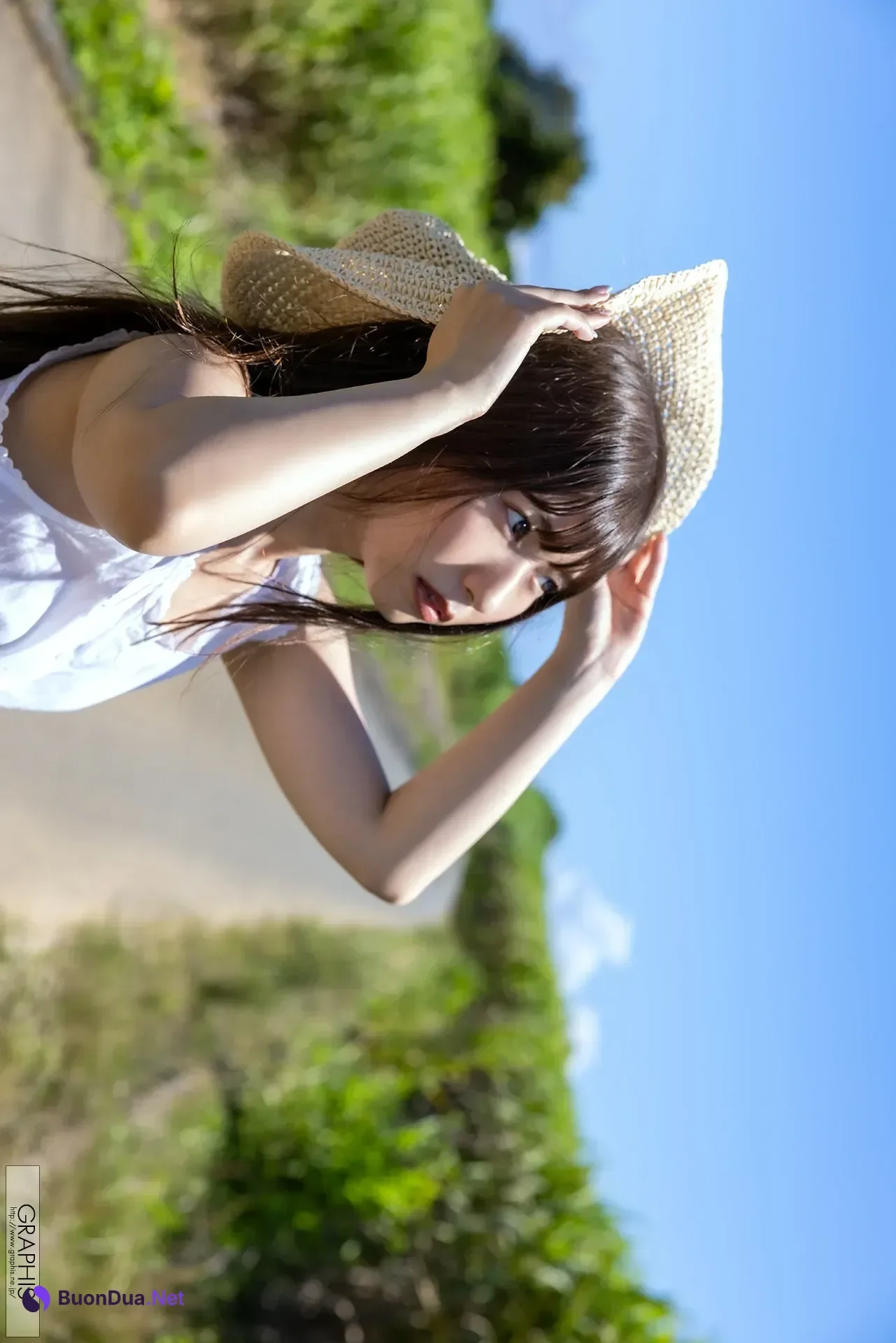 Miyu Aizawa 逢沢みゆ, Graphis New Year’s Holiday Special 2026 Vol.1-2 - Photo 6