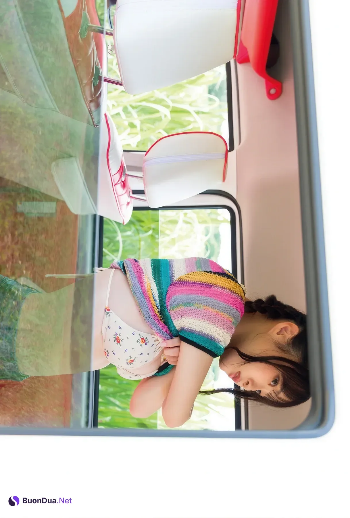Miyu Kishi 岸みゆ, 1st 写真集 『Tinto』 Set.03 - Photo 5