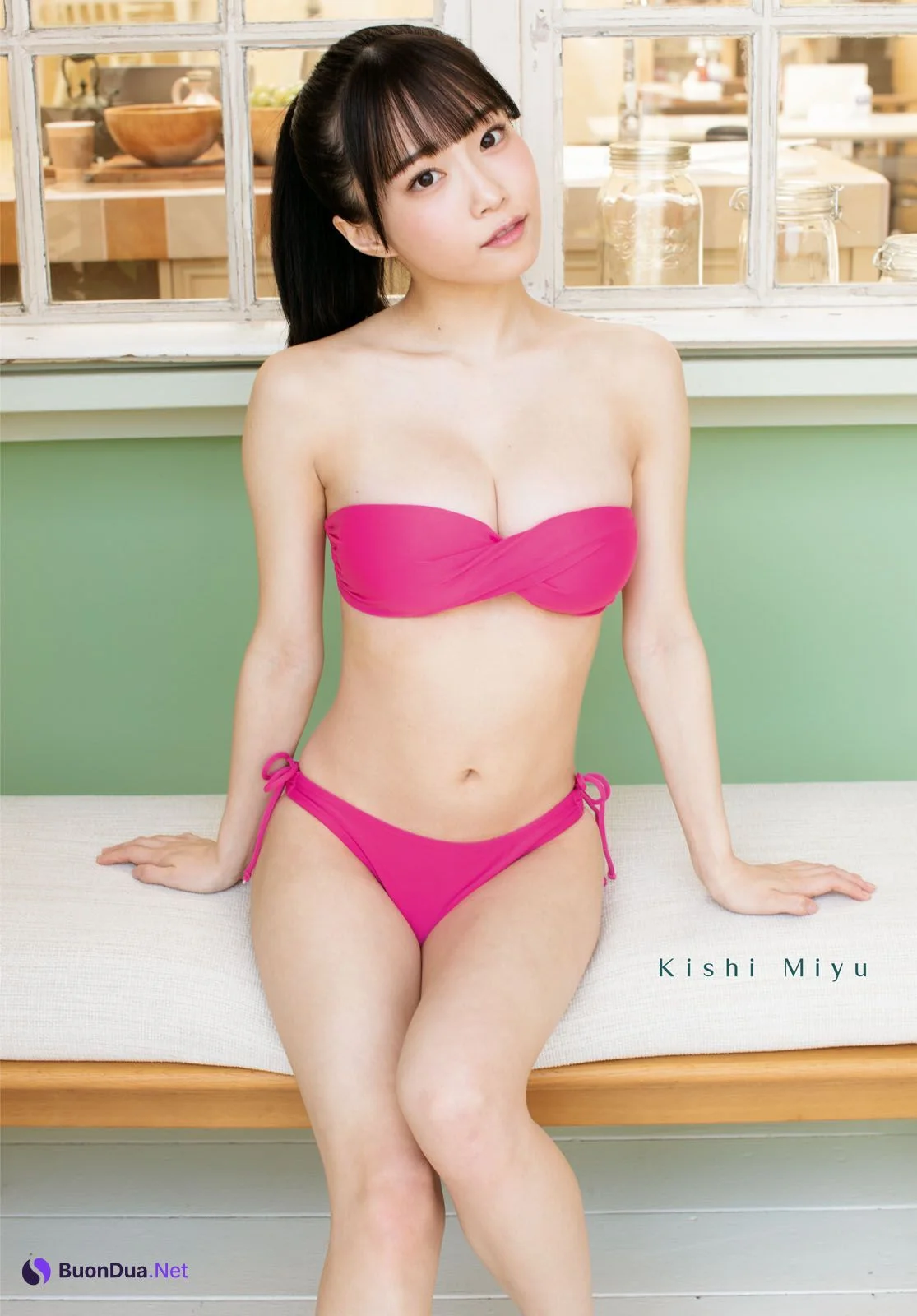 Miyu Kishi 岸みゆ, USA 宇咲, Young Dragon Age ヤングドラゴンエイジ 2022 Vol.11 - 写真 2