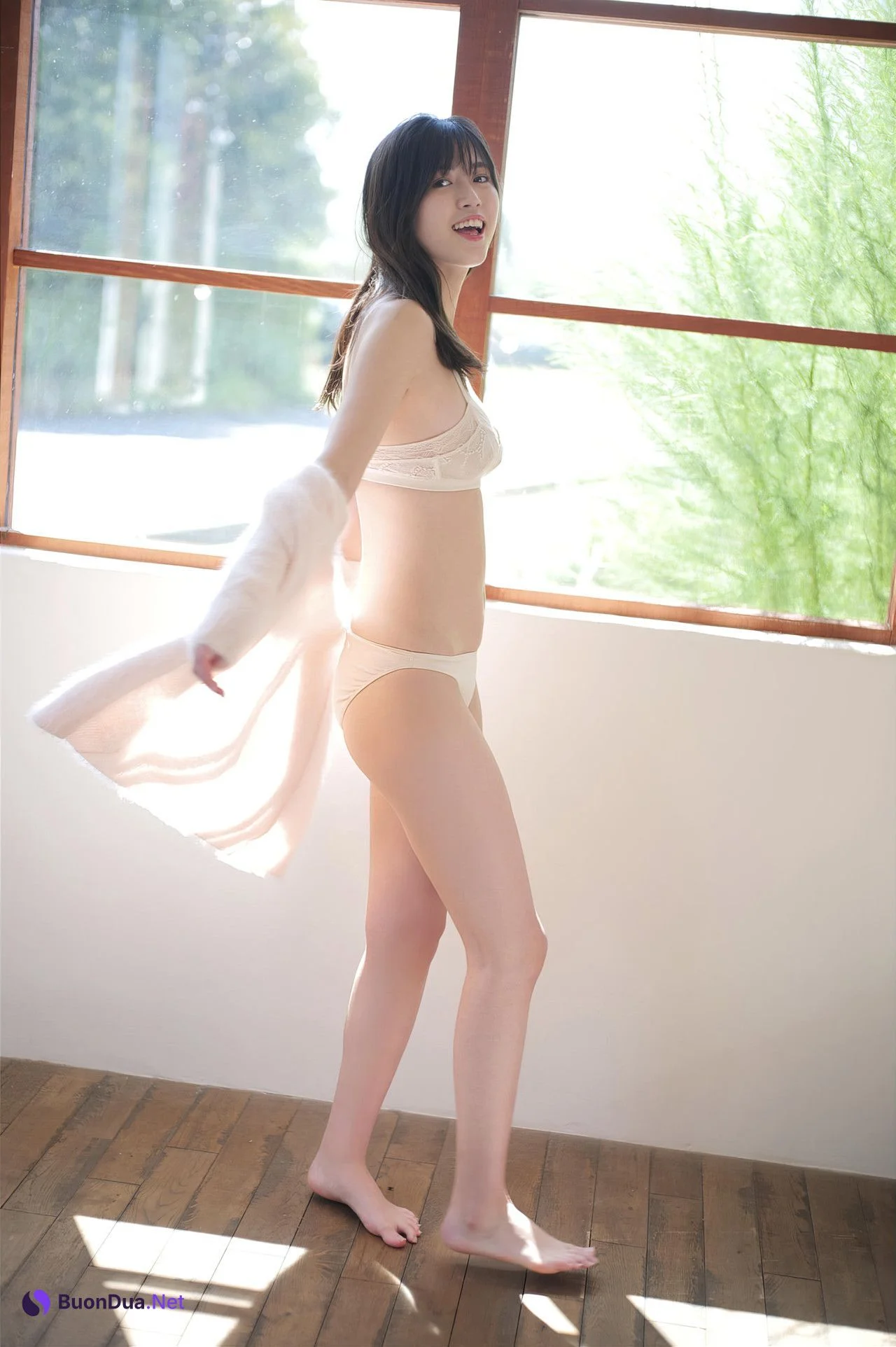 Miyu Kitamuki 北向珠夕, FRIDAYデジタル写真集 「笑顔のシンデレラ」 Set.01 - Photo 3
