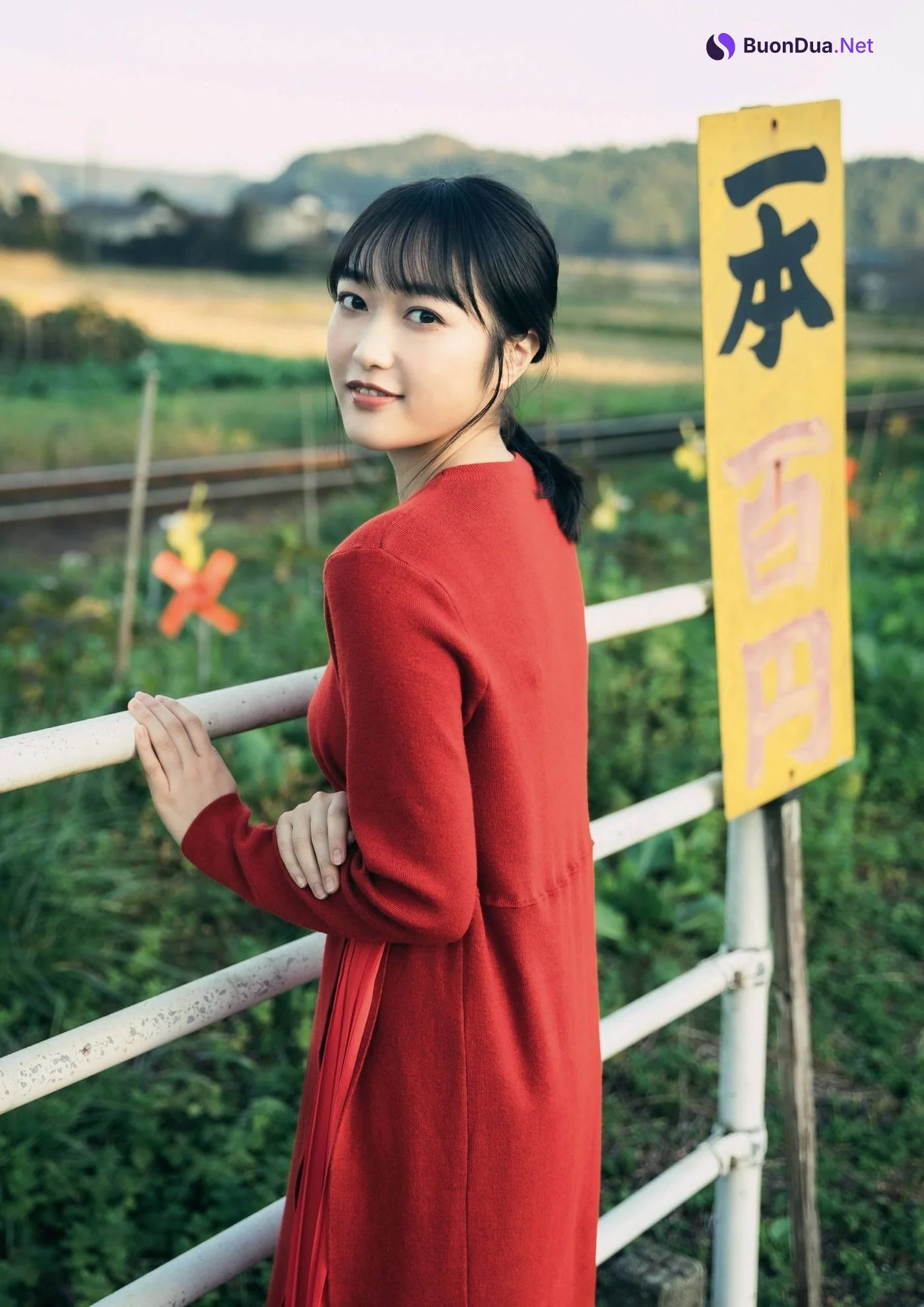 Miyu Kubota 久保田未夢, FLASHスペシャルグラビアBEST 2021年新年号 - รูปภาพ 4