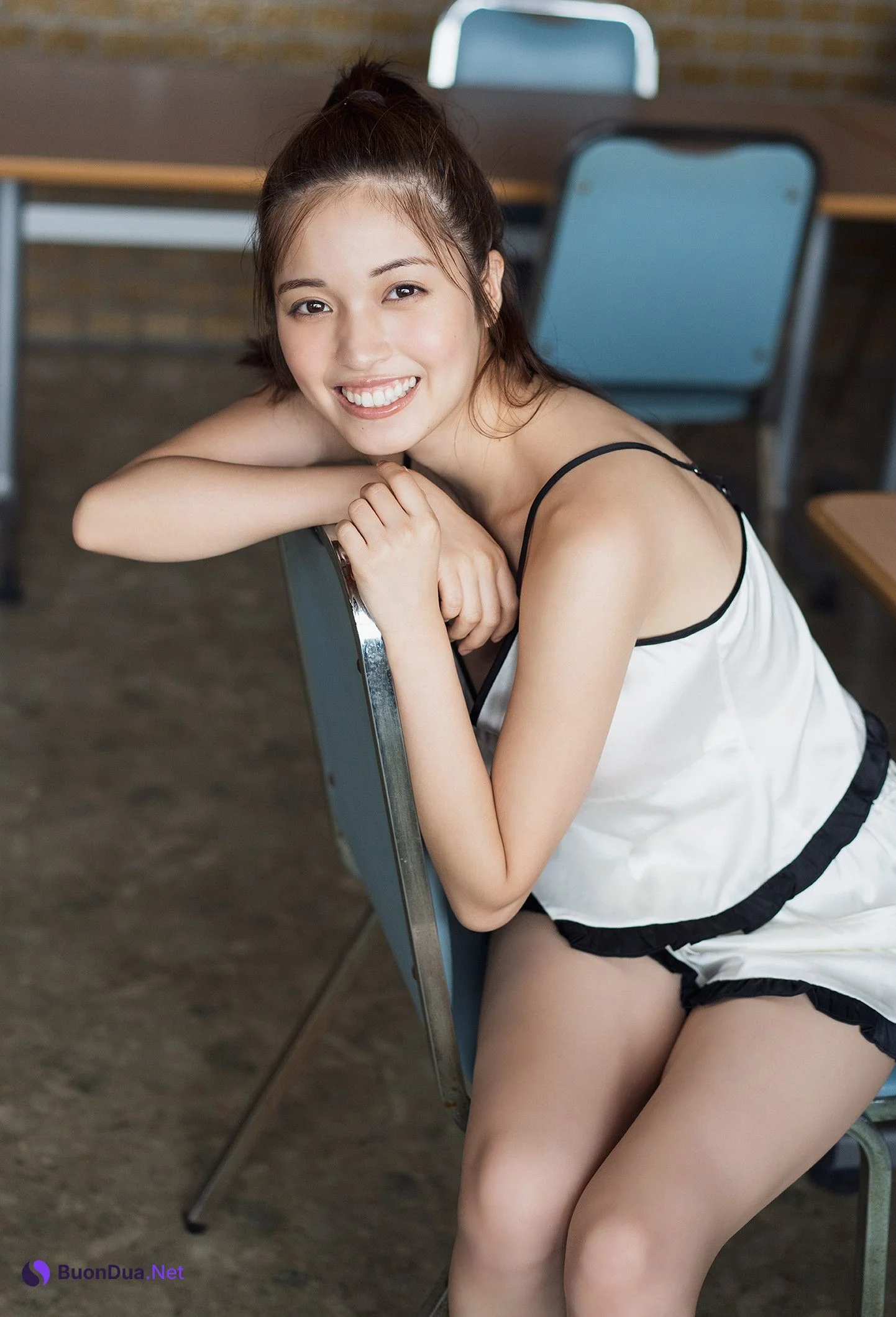 Miyu Murashima 村島未悠, デジタル限定 YJ Photo Book 「残暑お見舞い申し上げます。」 Set.01 - Photo 3