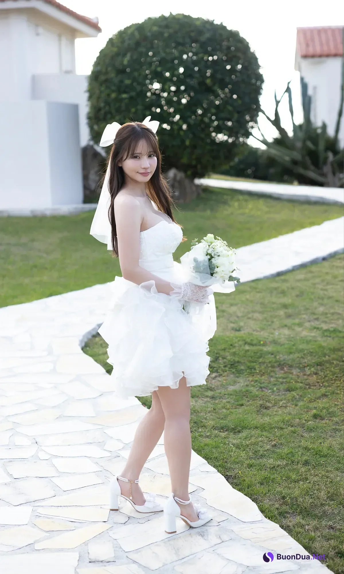 Miyu Wada 和田海佑, 1stデジタル写真集 「Honeymoon～prologue～」 - Photo 3