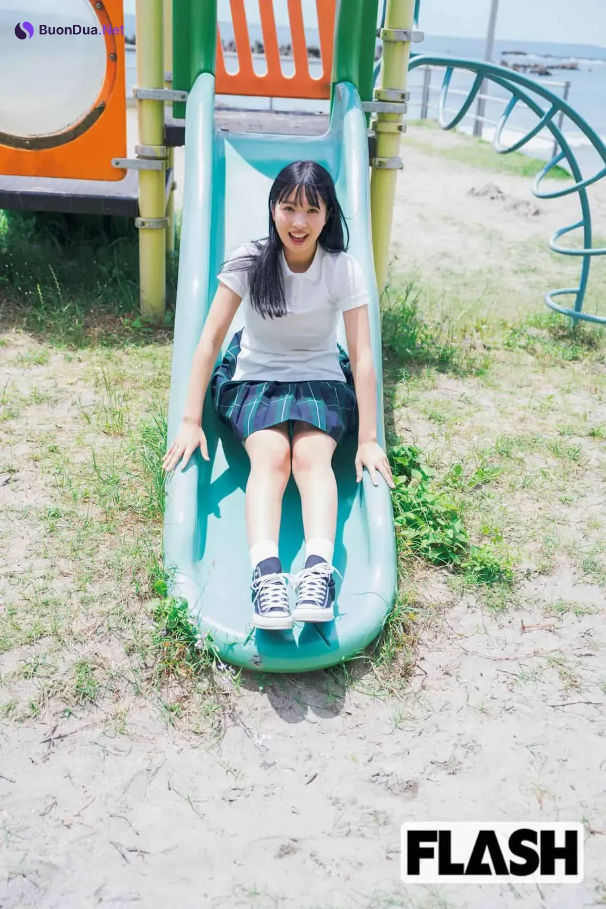 Miyuka Minami 南みゆか, FLASH 2023.10.10 (フラッシュ 2023年10月10日号) - Photo 16