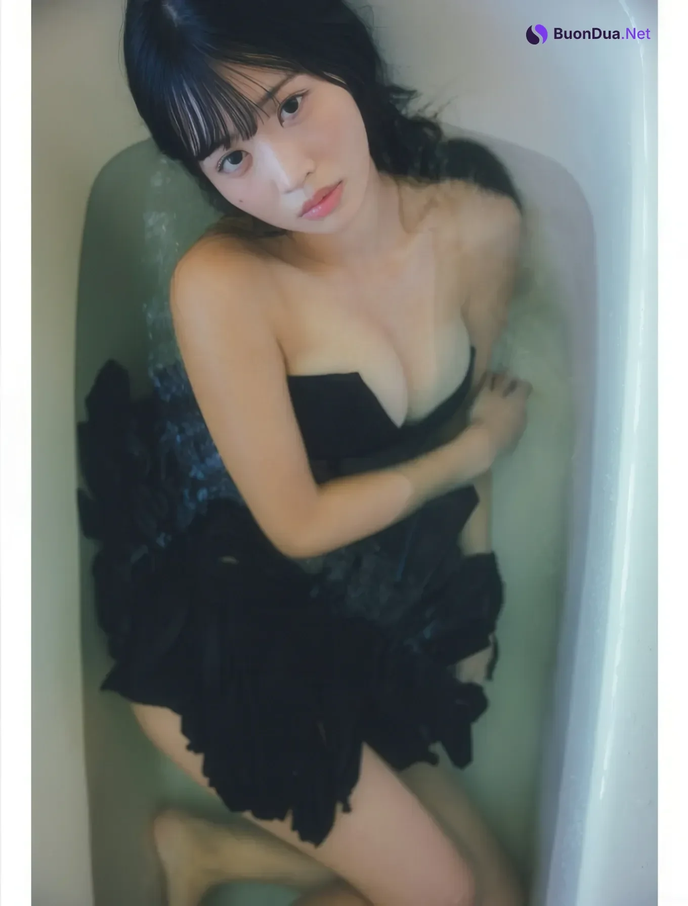 Miyuka Minami 南みゆか, FLASH 2025.12.23 (フラッシュ 2025年12月23日号) - Photo 8
