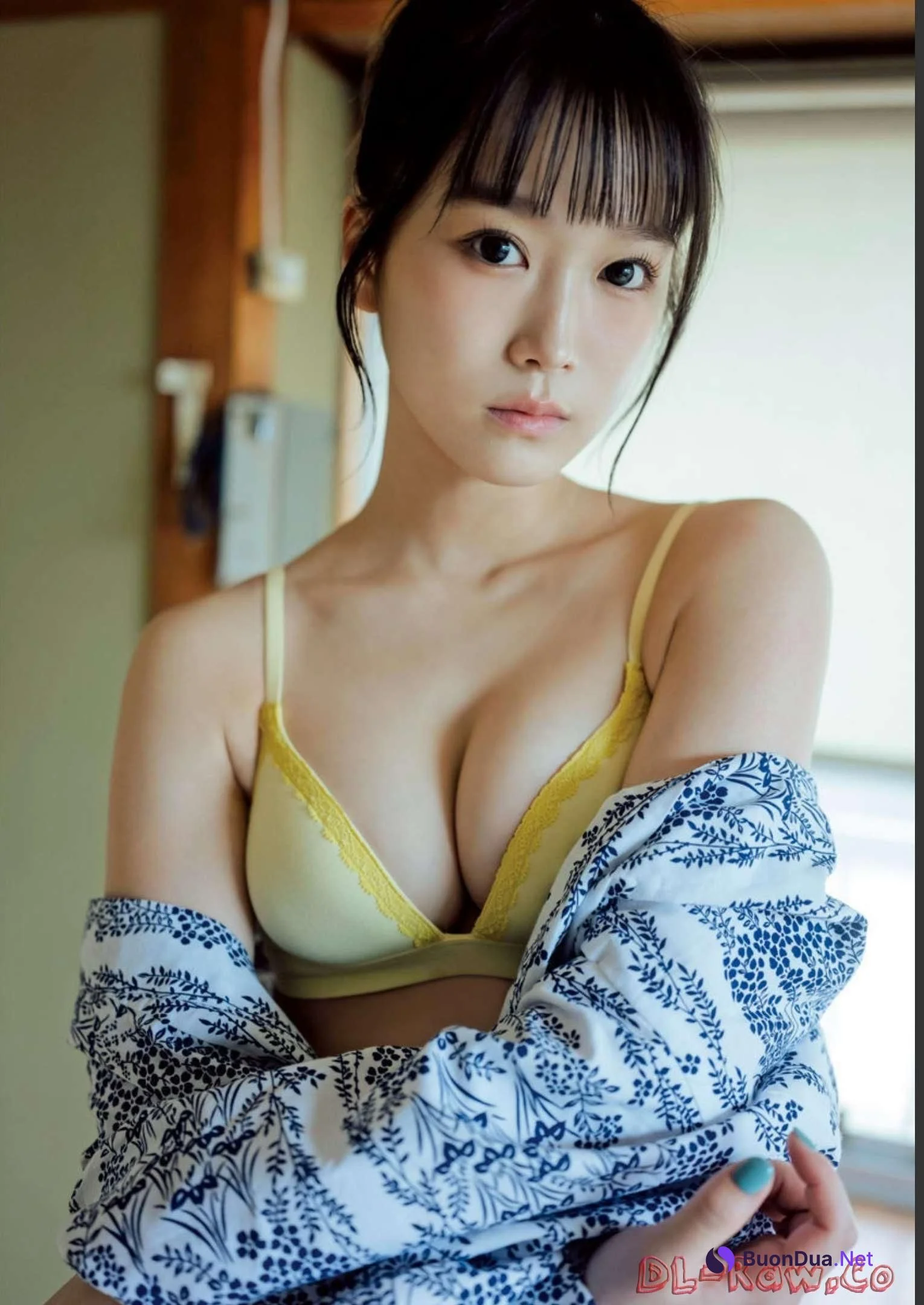 Miyuu Nakagawa 中川美優, Dokodemo Young Champion 2023 No.01 (どこでもヤングチャンピオン 2023年1号) - รูปภาพ 5