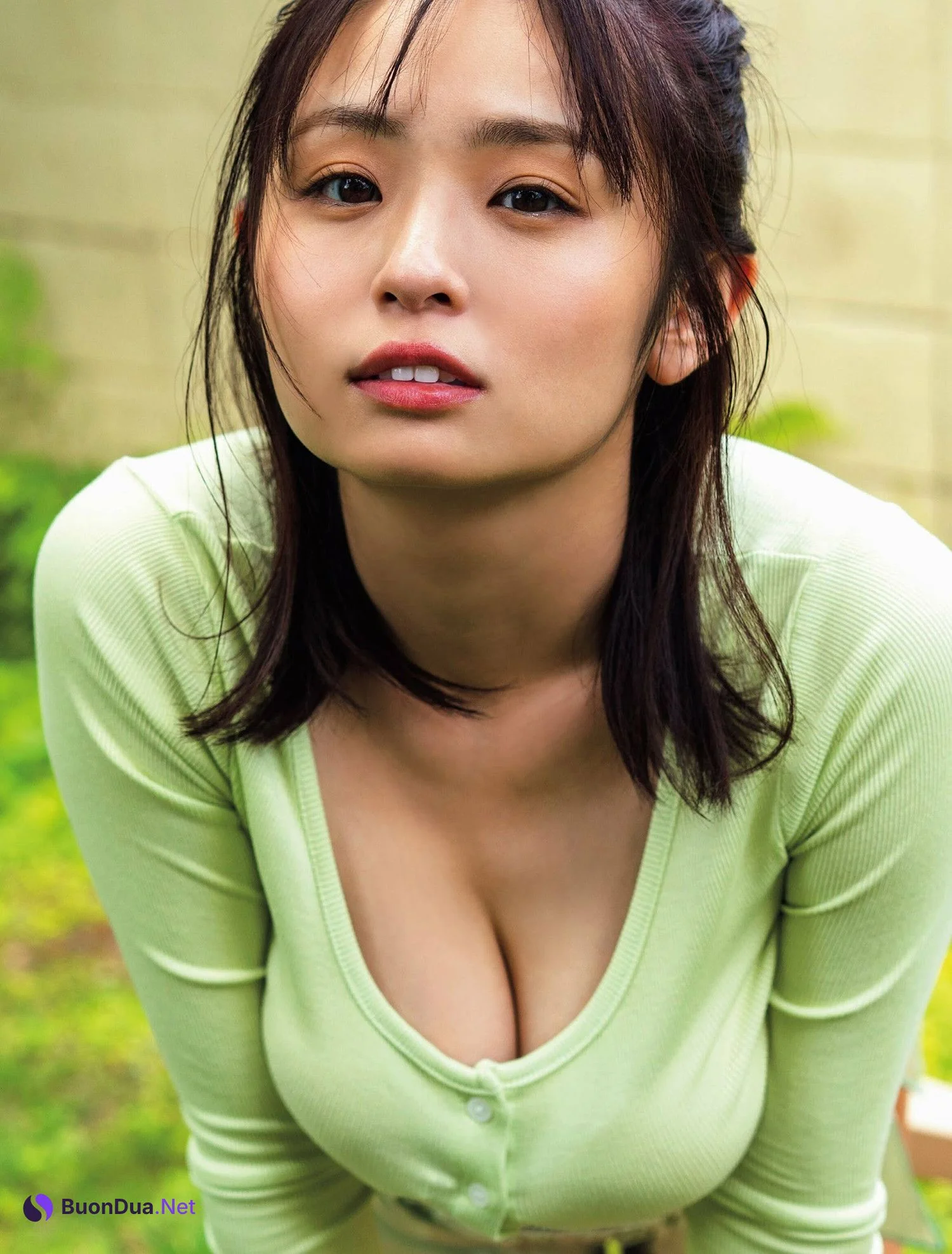 Mizuki Saiba 西葉瑞希, FRIDAY 2024.10.04 (フライデー 2024年10月4日号) - Photo 3
