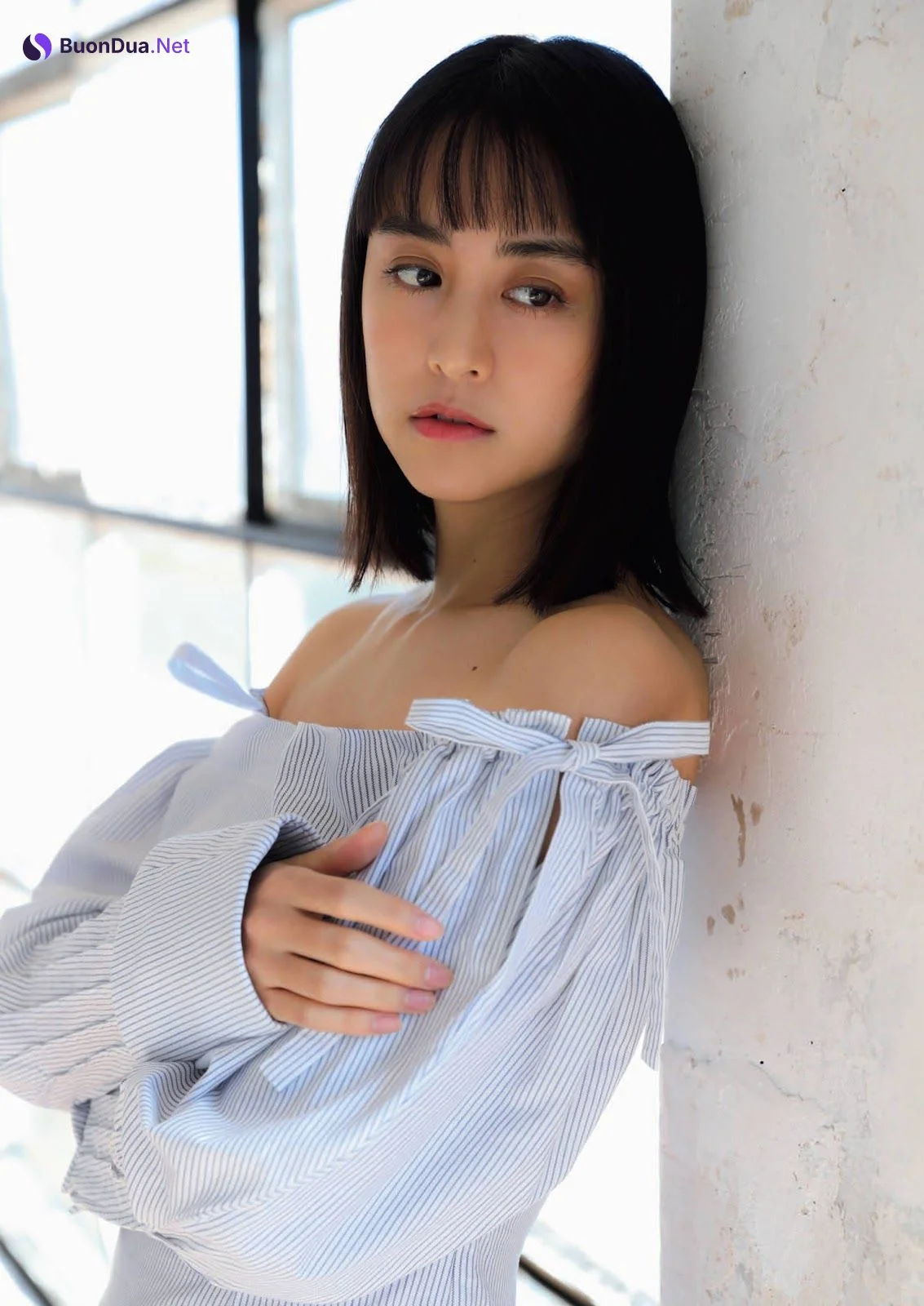 Mizuki Yamamoto 山本美月, Shukan Bunshun 2021.02.17 (週刊文春 2021年2月17日号) - Photo 3