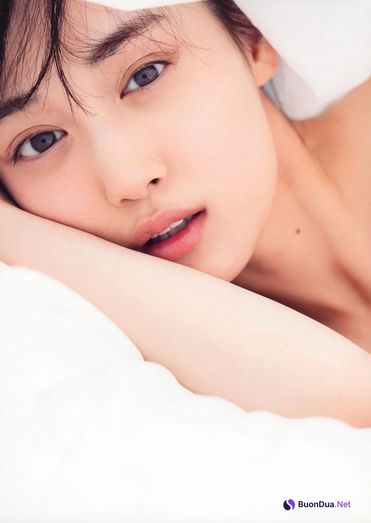 Mizuki Yamashita 山下美月, 2nd 写真集 「ヒロイン Heroine」 Set.02 - Photo 15