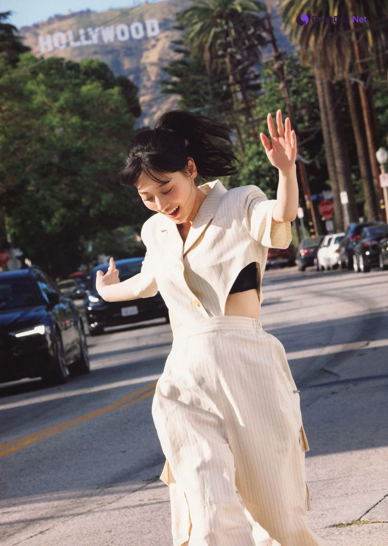 Mizuki Yamashita 山下美月, 2nd 写真集 「ヒロイン Heroine」 Set.02 - Photo 3