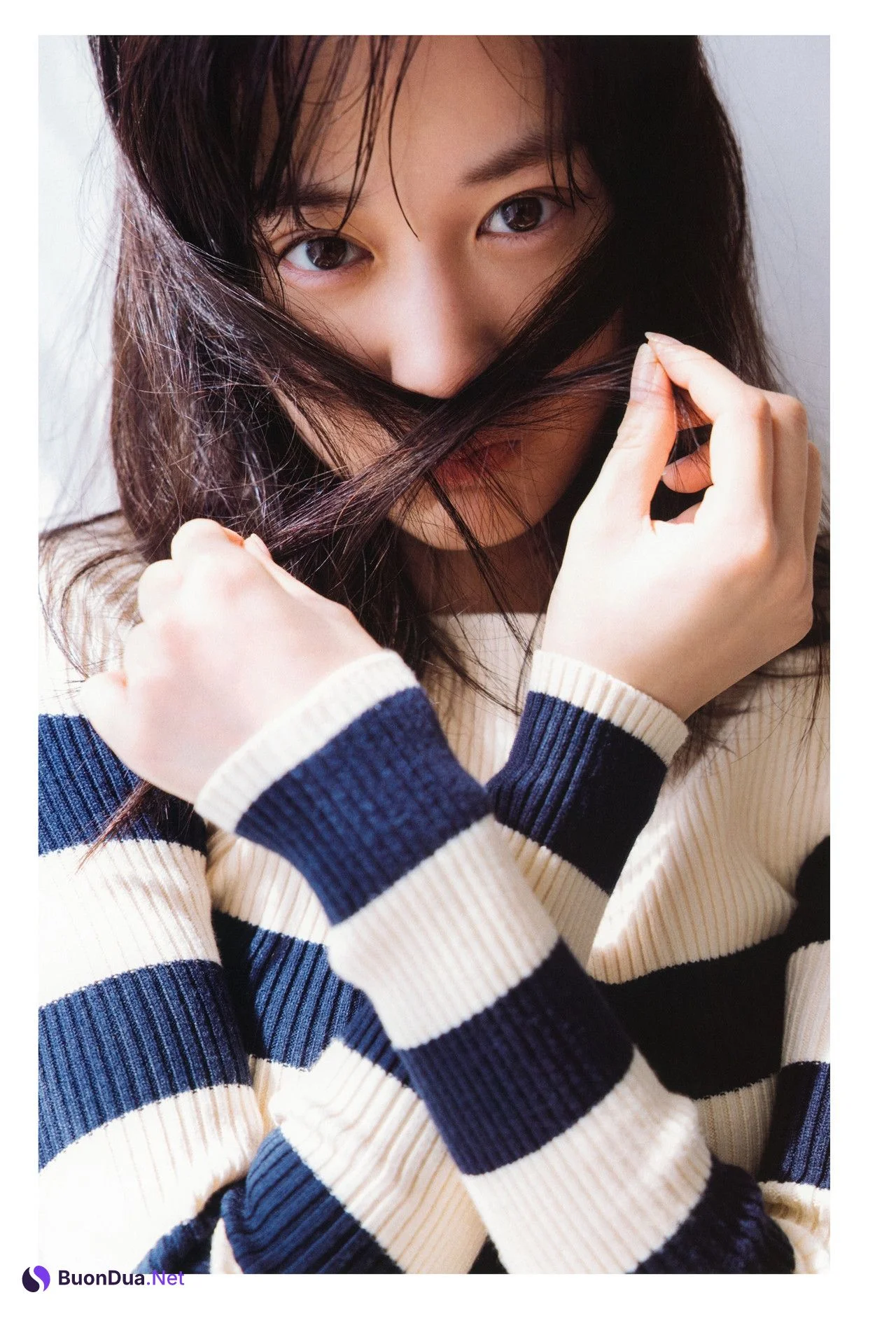 Mizuki Yamashita 山下美月, 2nd 写真集 「ヒロイン Heroine」 Set.03 - Photo 2