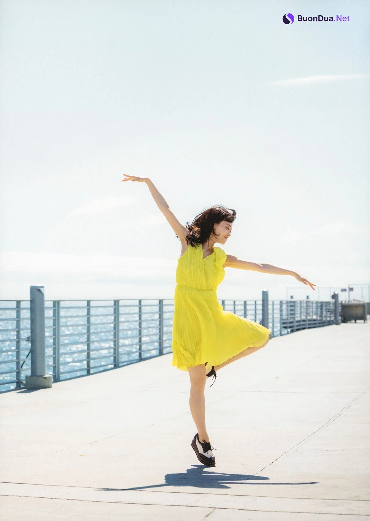 Mizuki Yamashita 山下美月, 2nd 写真集 「ヒロイン Heroine」 Set.04 - Photo 2