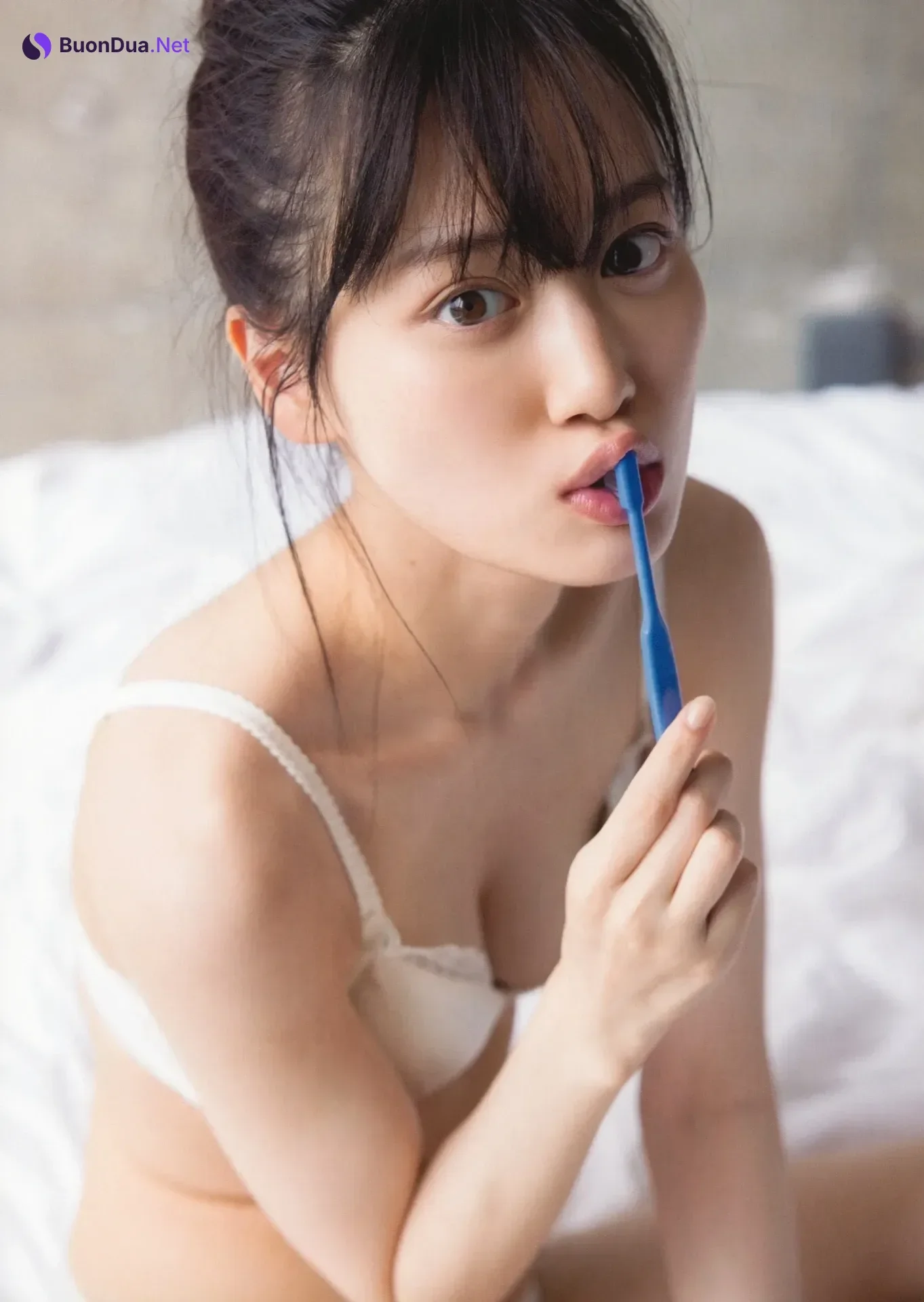 Mizuki Yamashita 山下美月, 2nd写真集 「ヒロイン」 Set.01 - Photo 18