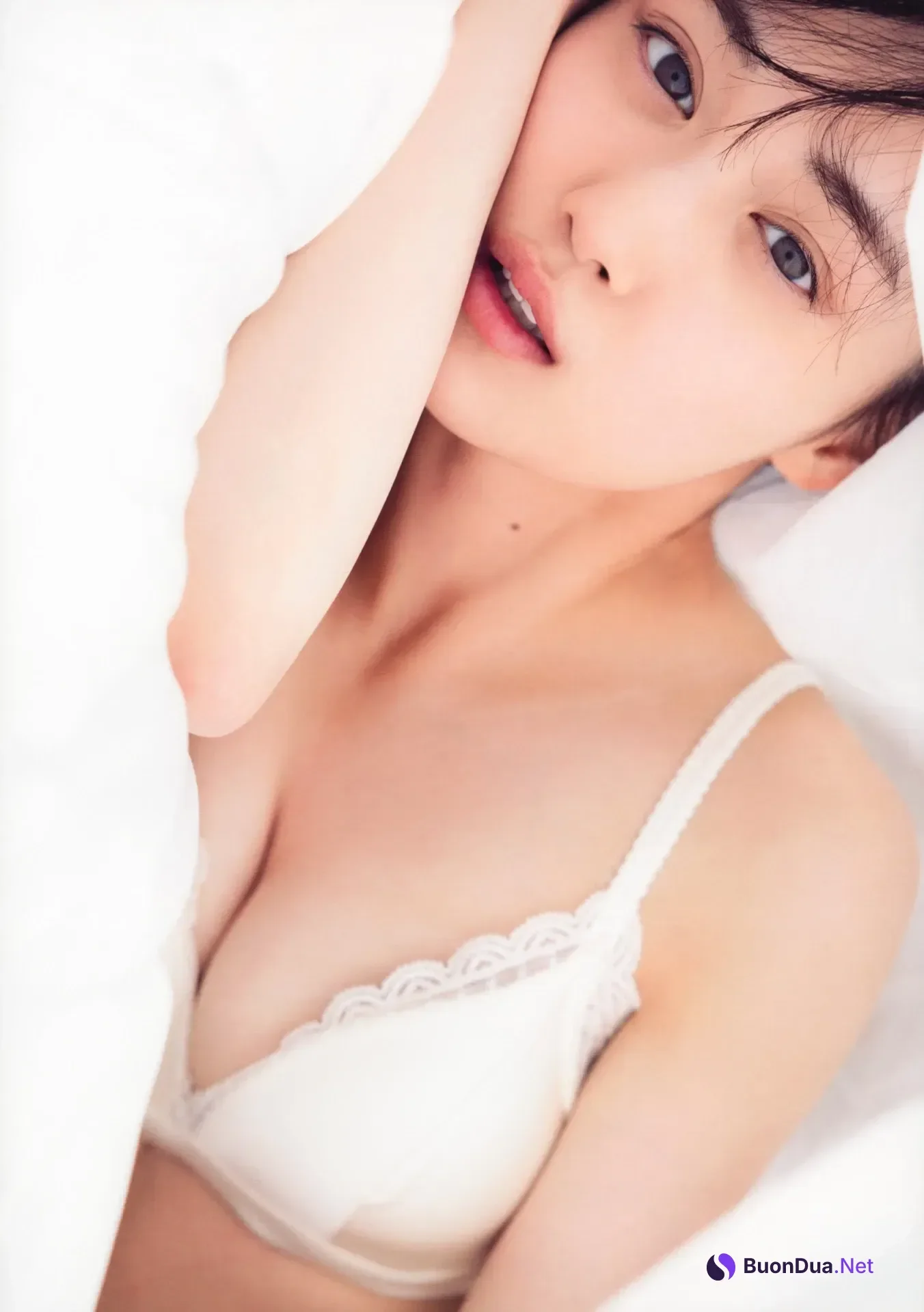 Mizuki Yamashita 山下美月, 2nd写真集 「ヒロイン」 Set.01 - Photo 20